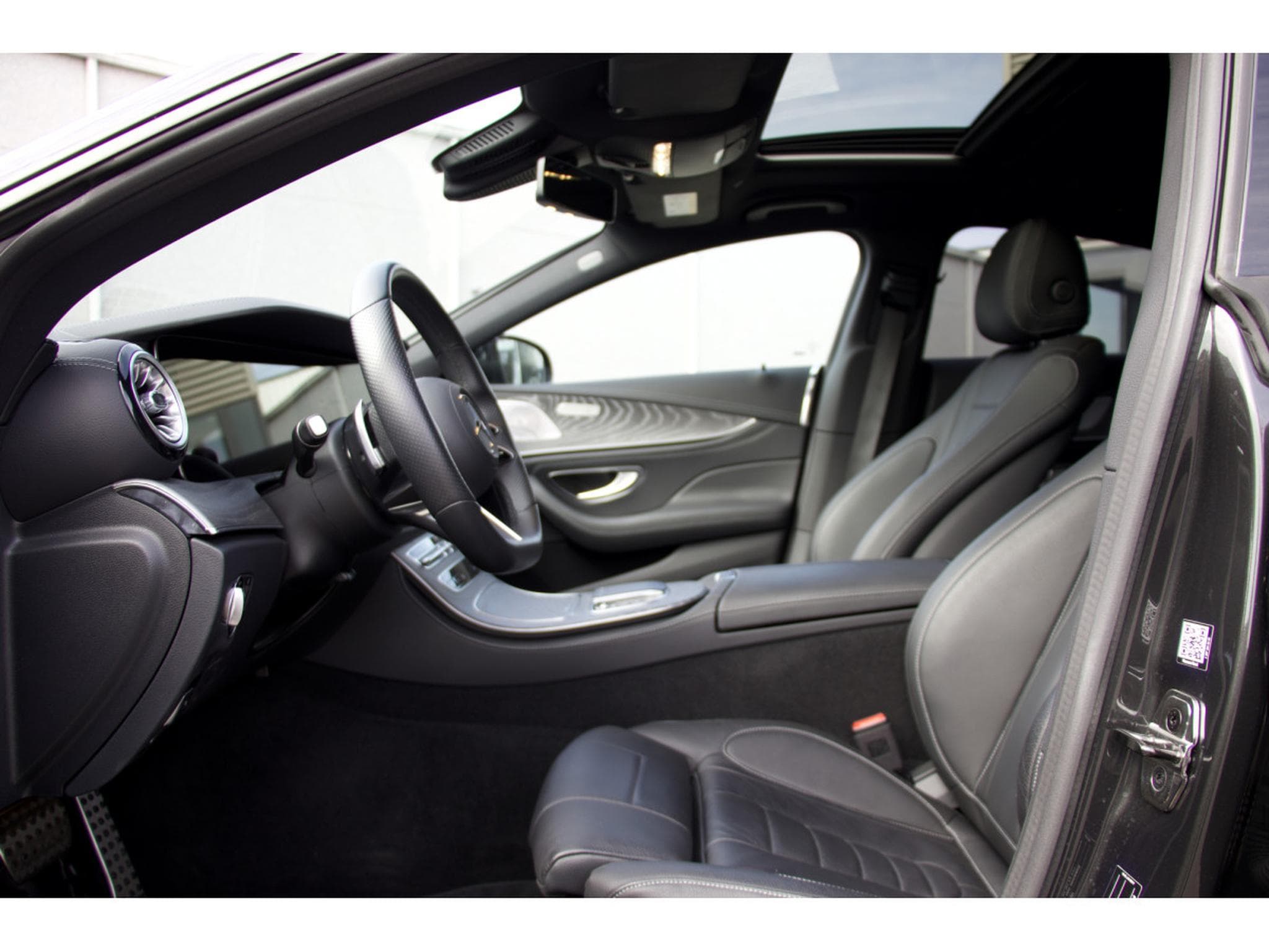 Mercedes CLS 450 4Matic AMG Line 360° Burmester Night 1Hd (2022) - Foto 5