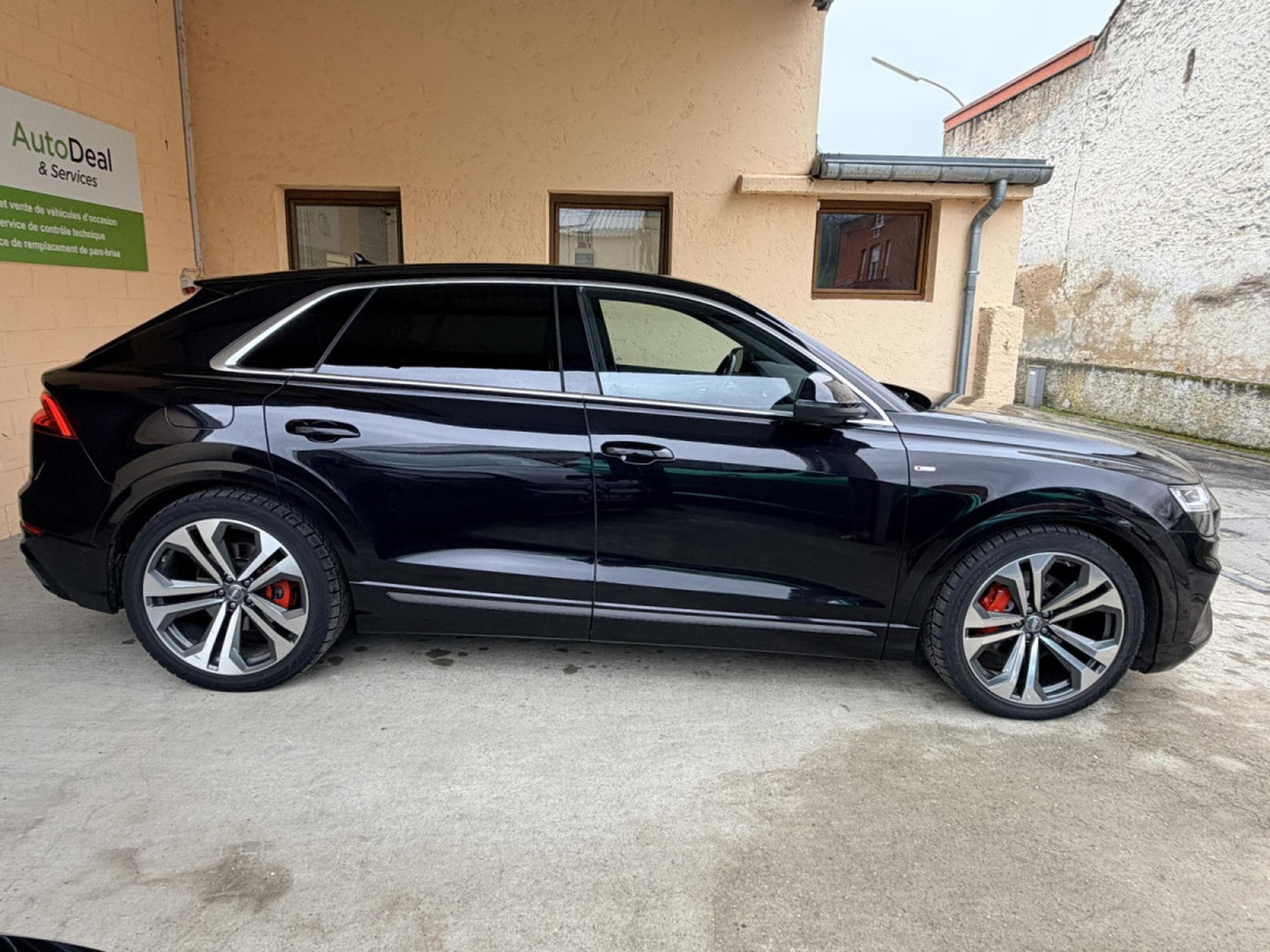 Audi Q8 50TDI Quattro Tiptronic 3xS-Line Panorama Camera 360° 286cv (2019) - Photo 7