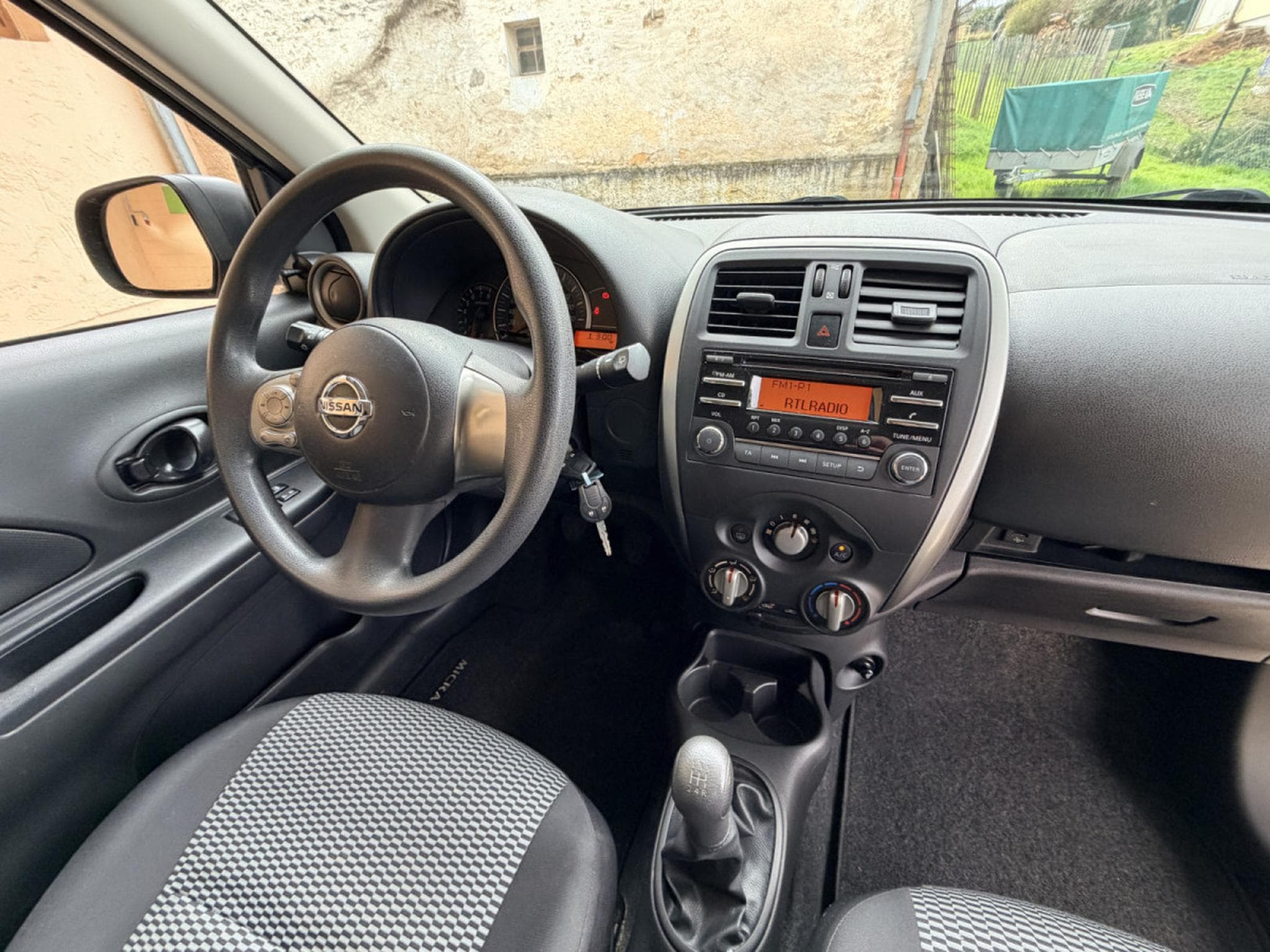 Nissan Micra 1.2 essence 80cv (2017) - Photo 7