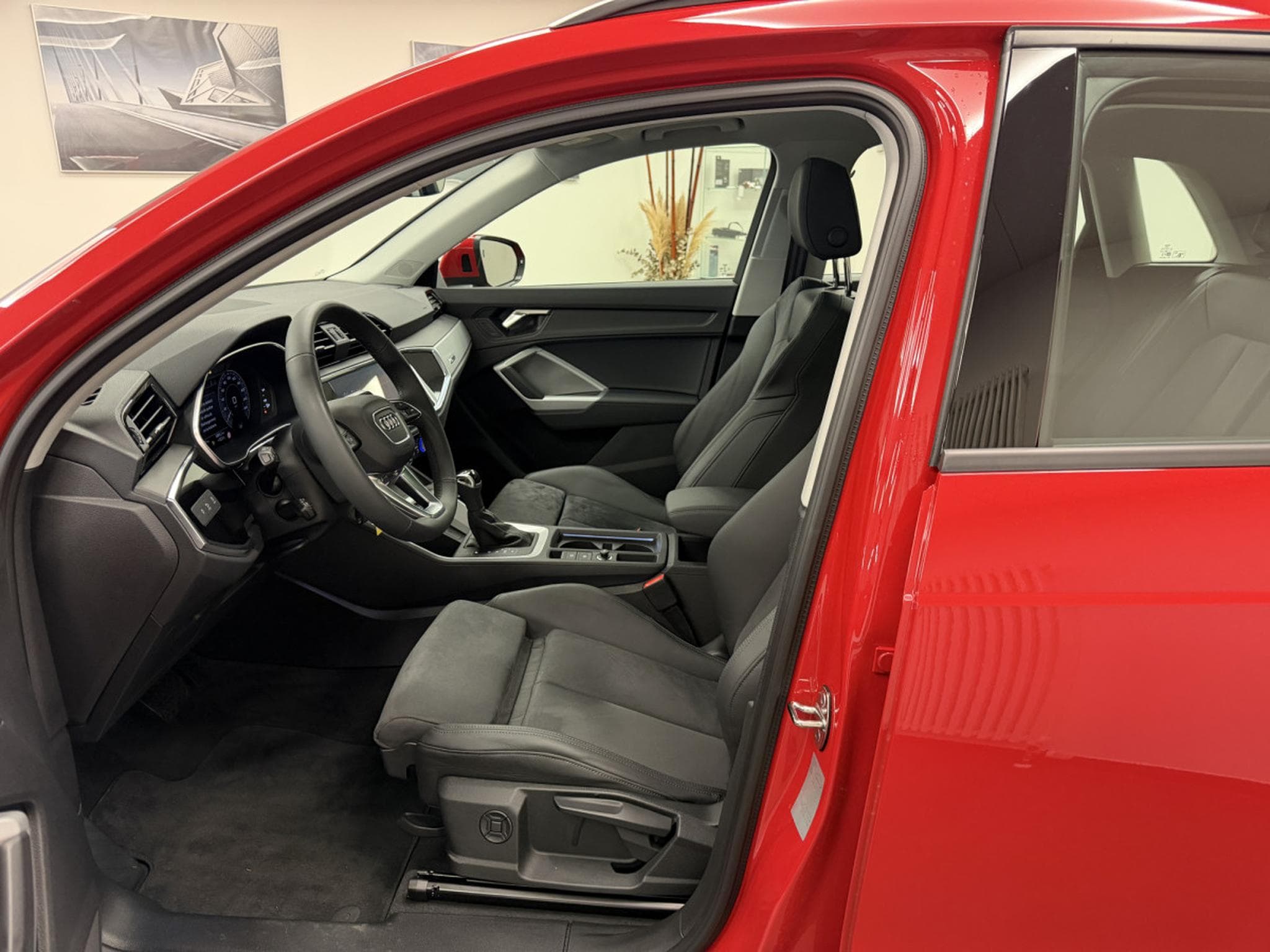 Audi Q3 S line 45 TFSIe 245 CV / 180 kW S tronic (2023) - Photo 3