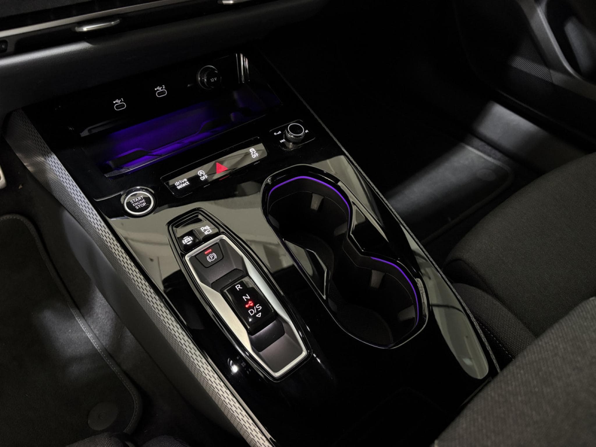 Audi A5 2.0 TFSI 204 CV AVANT S TRONIC S LINE PLUS *360°* (2025) - Photo 13