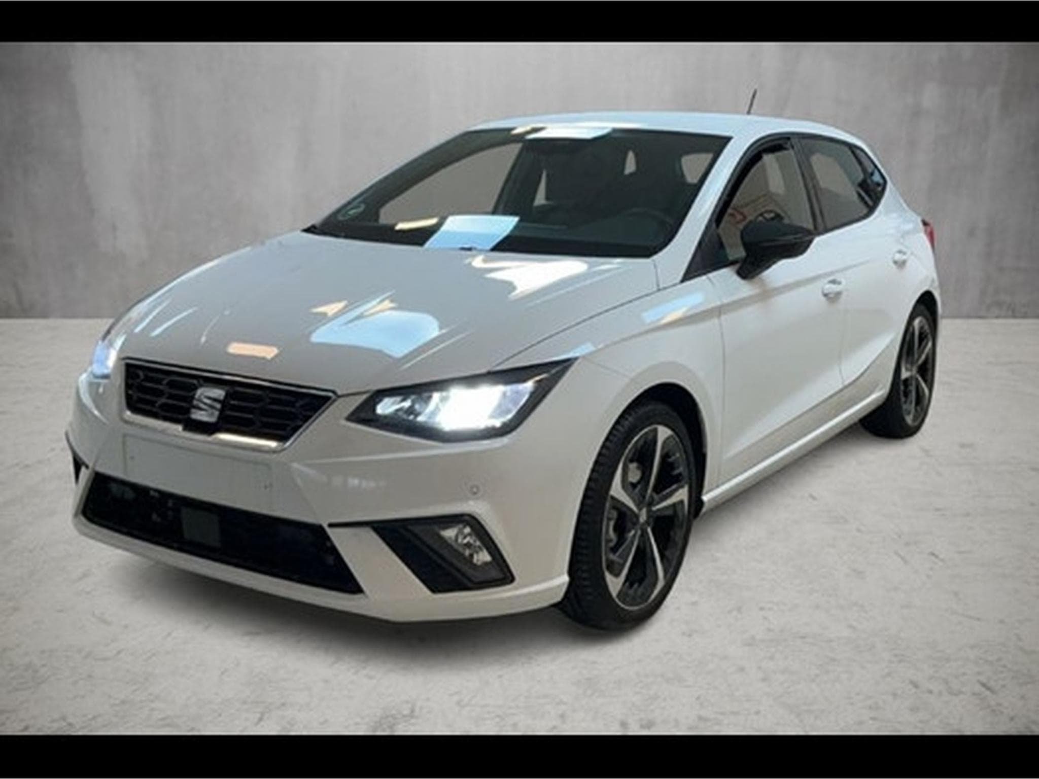 Seat Ibiza FR 115 CV  * Caméra * *Sièges Chauffants * (2025) - Foto 1