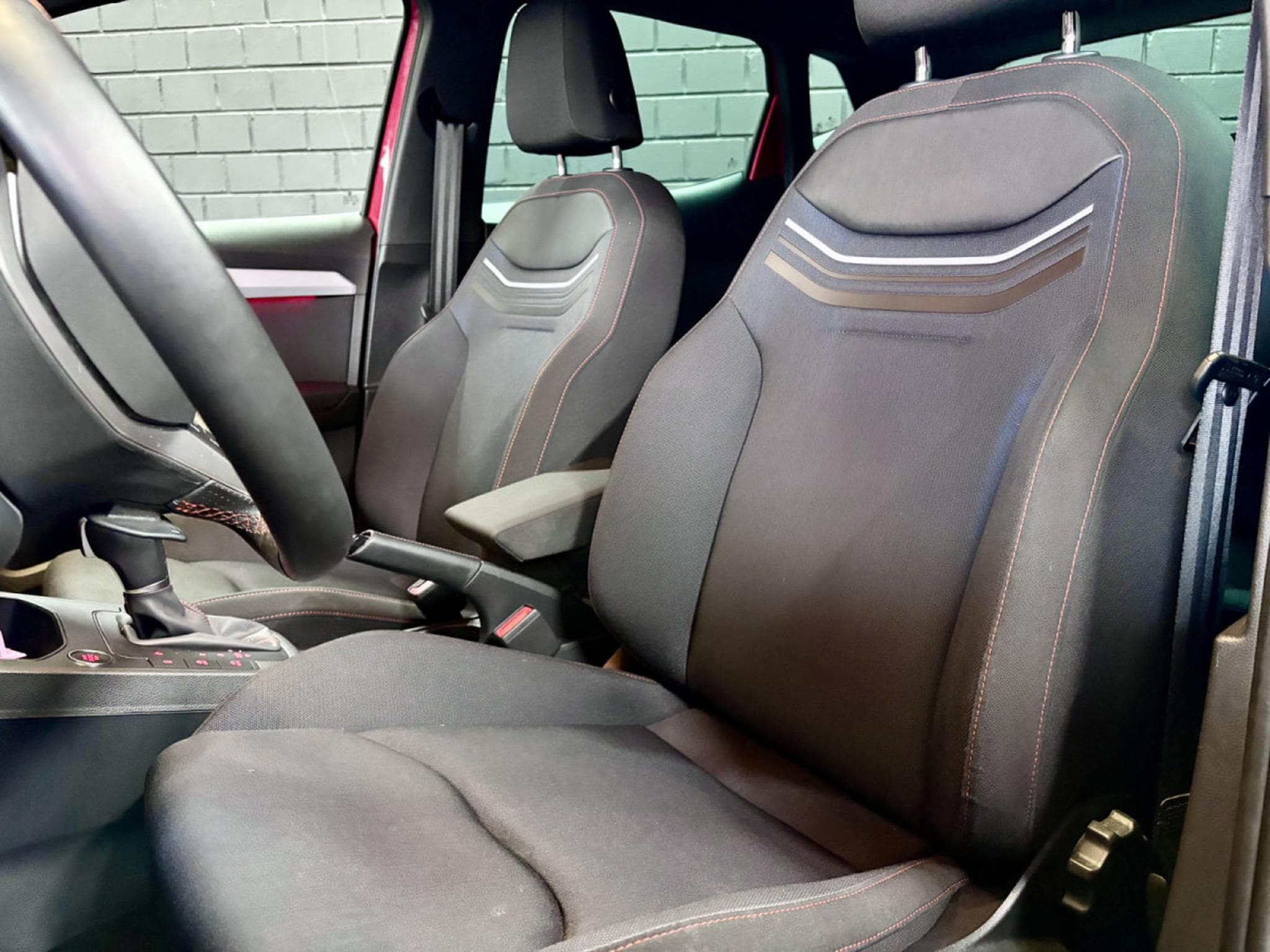 Seat Ibiza FR 115 CV  * Caméra * *Sièges Chauffants * (2025) - Foto 6