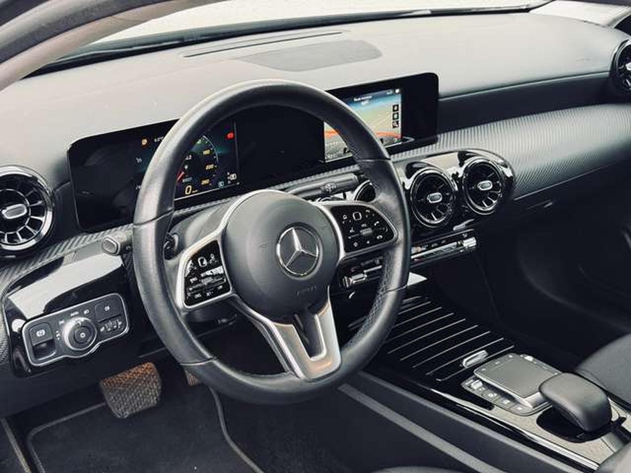 Mercedes A 180 A 180 Essential Line (2021) - Foto 11