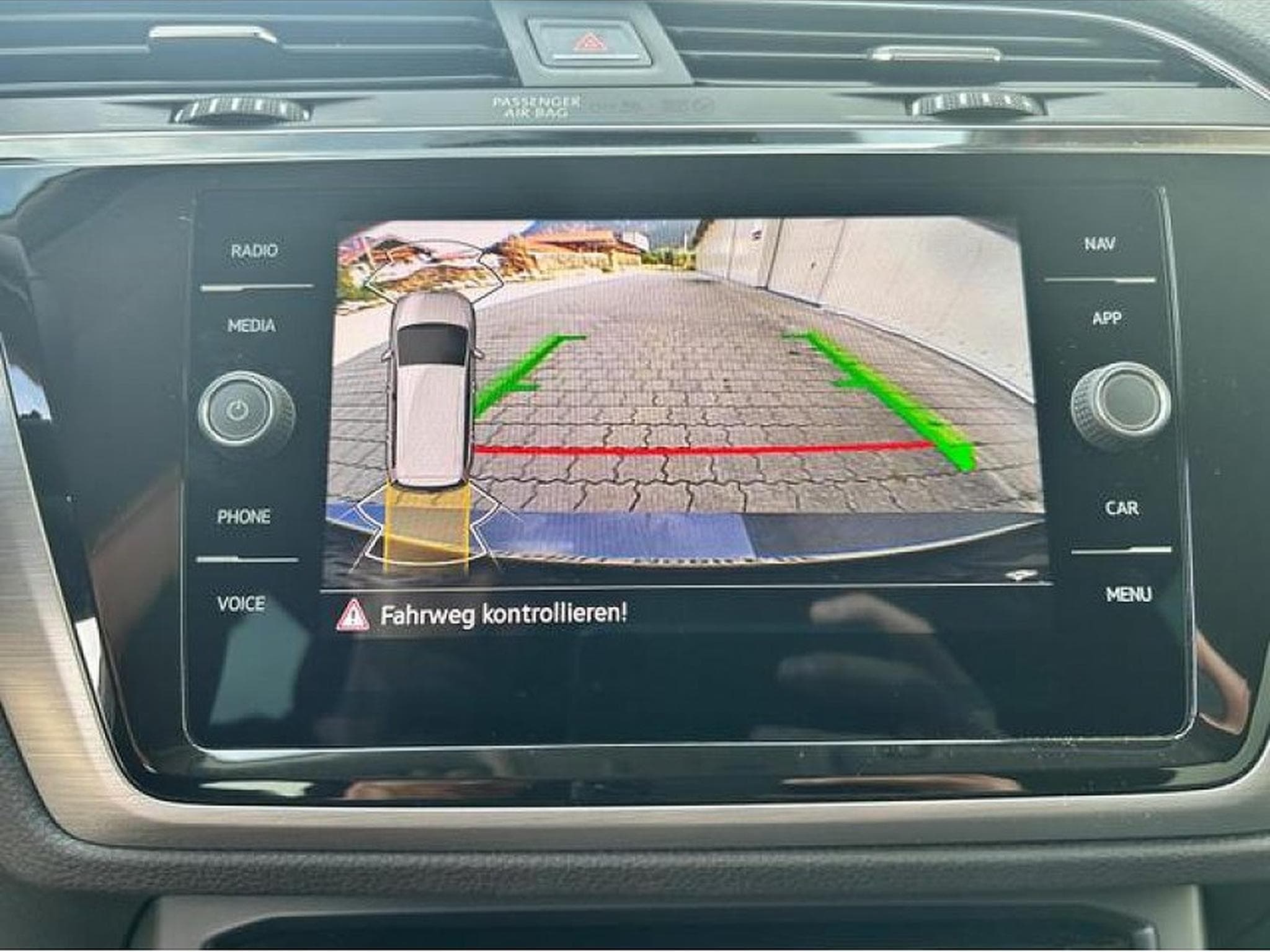 VW Touran (2025) - Photo 10