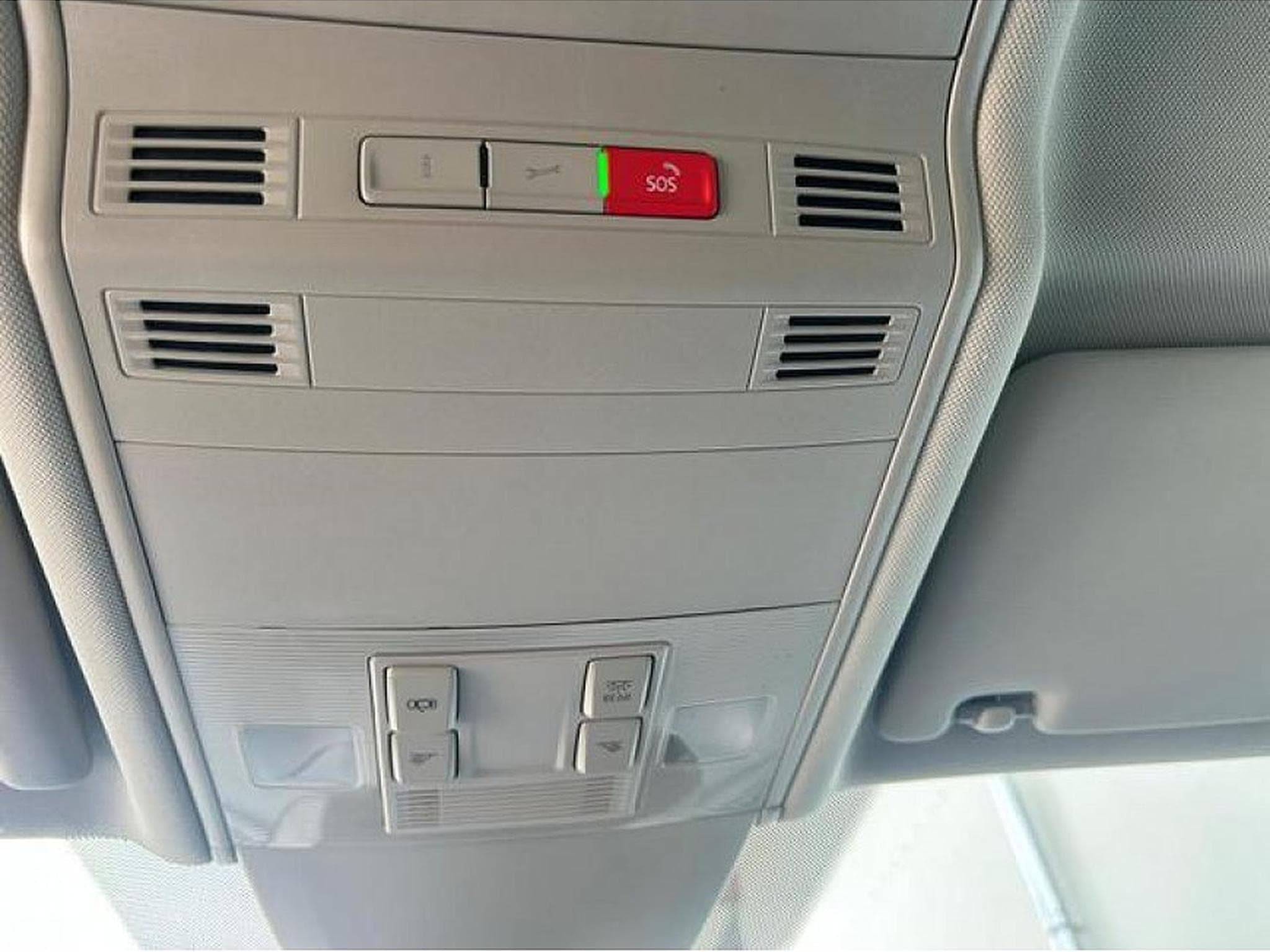 VW Touran (2025) - Photo 16