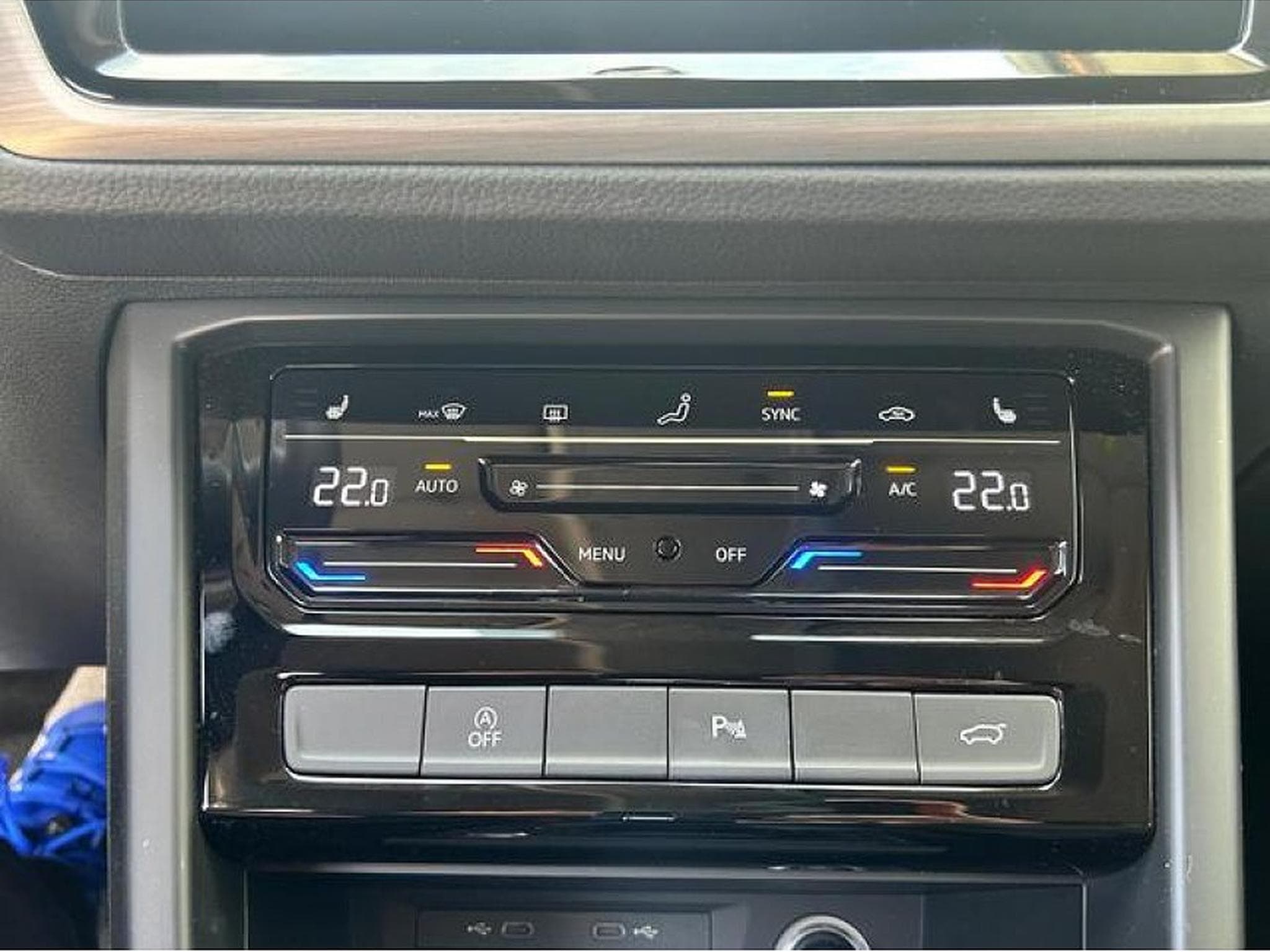 VW Touran (2025) - Photo 23