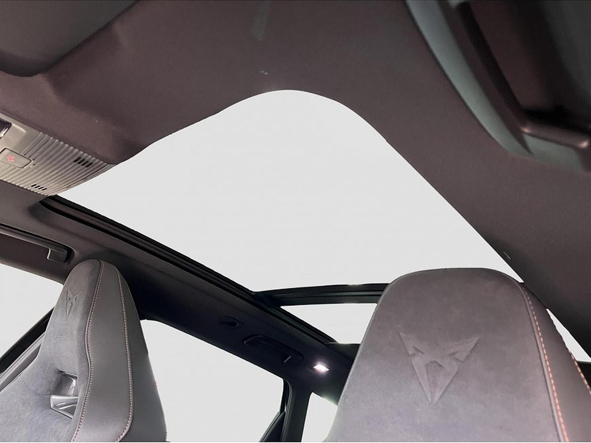 Cupra Leon (2026) - Photo 21