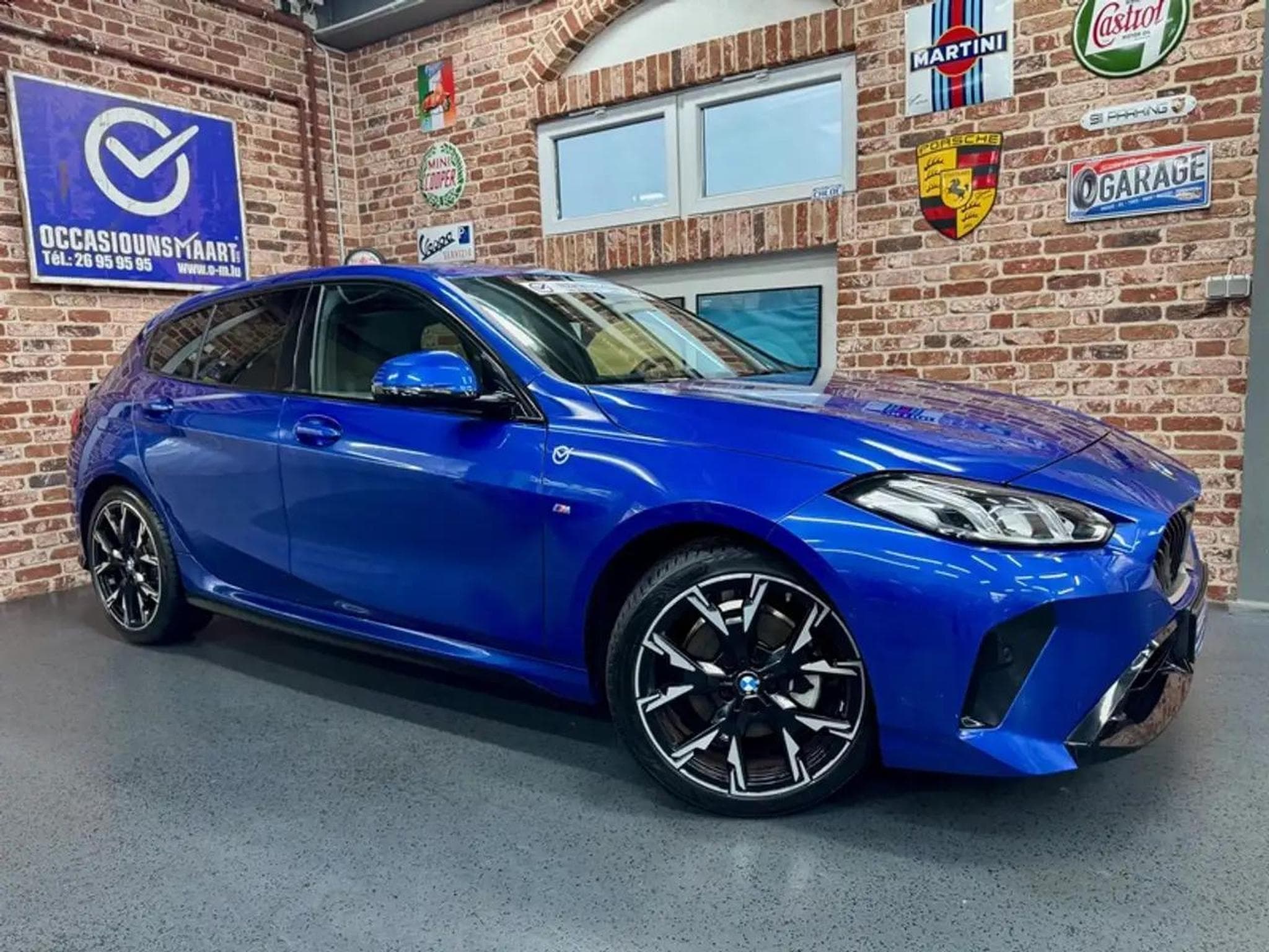 BMW 120 (2025) - Photo 1