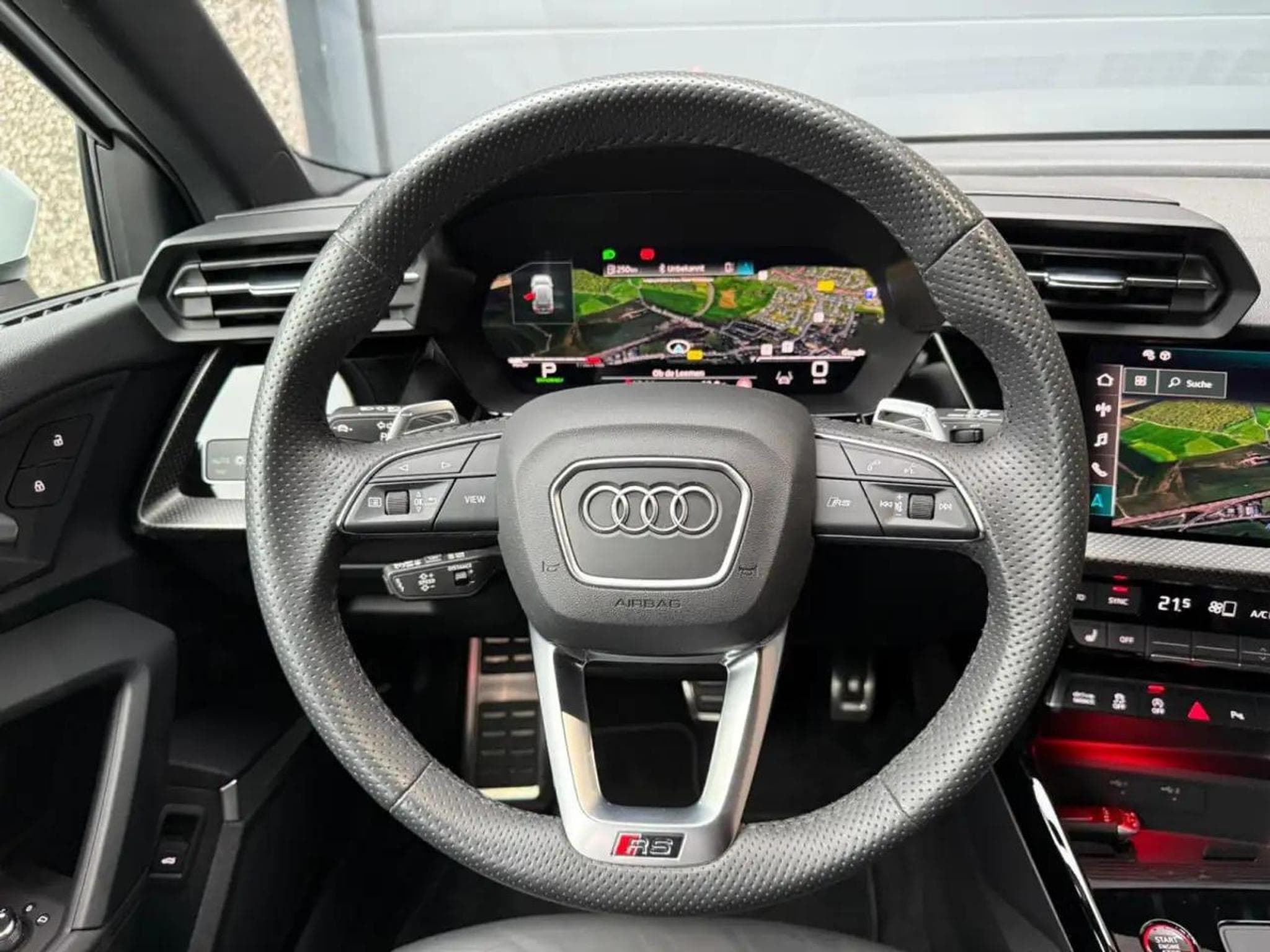 Audi RS3 (2024) - Photo 11