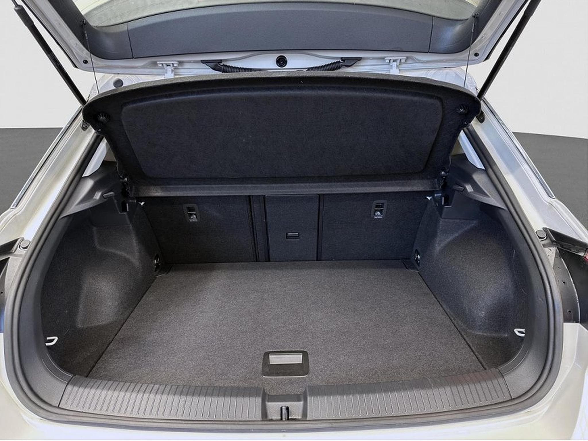 VW T-Roc (2025) - Photo 21