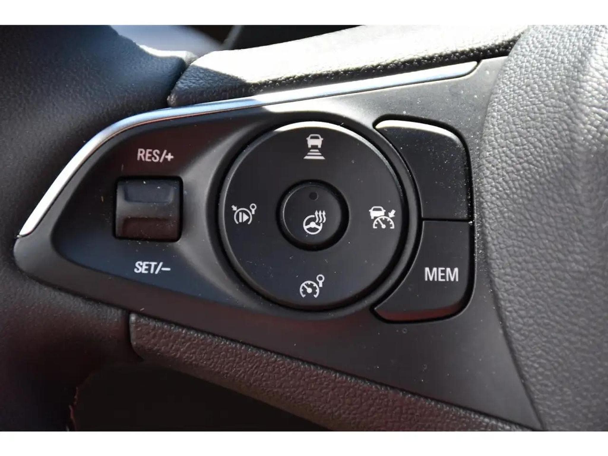 Opel Grandland (2024) - Foto 23