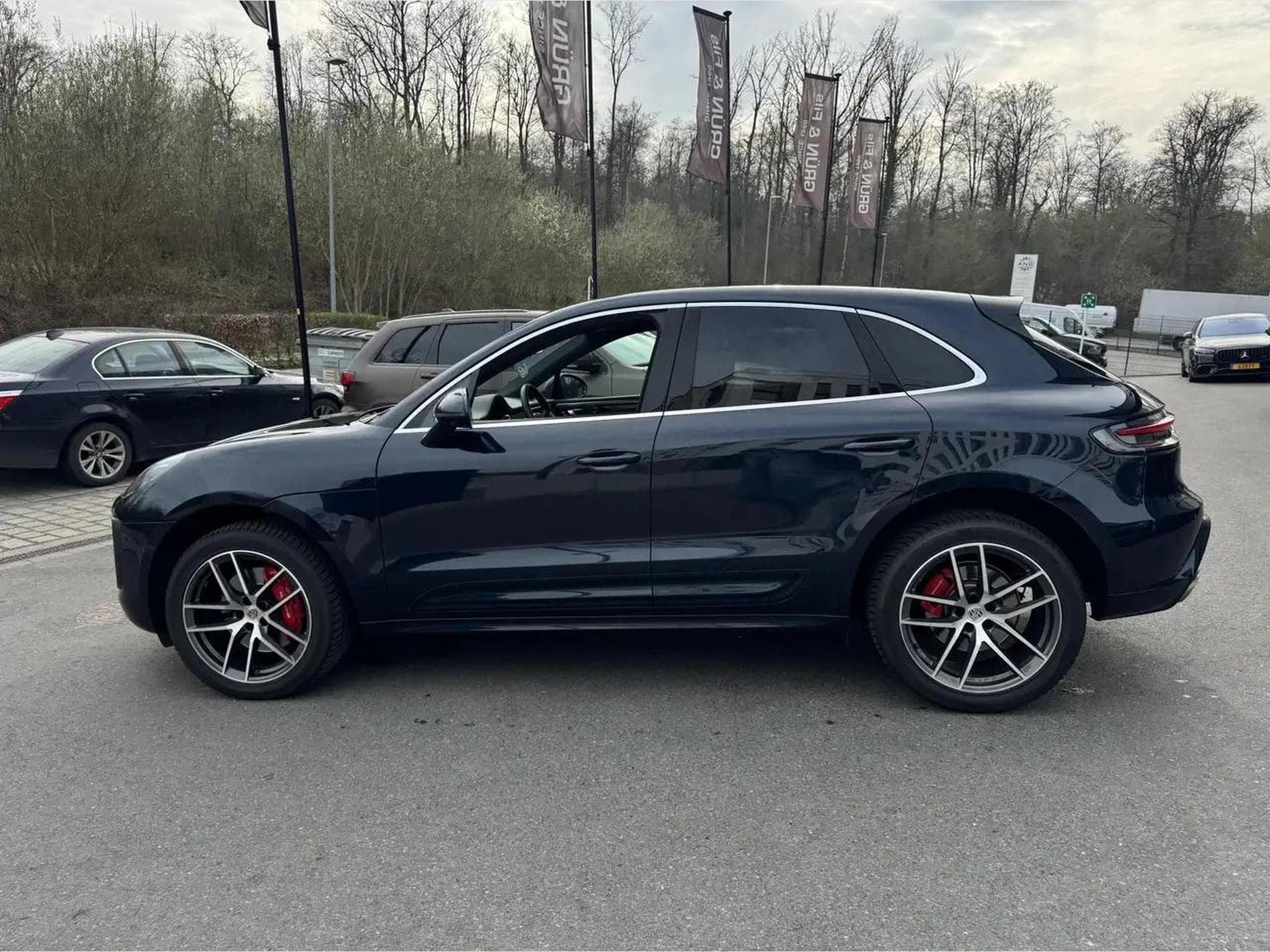 Porsche Macan (2021) - Photo 6