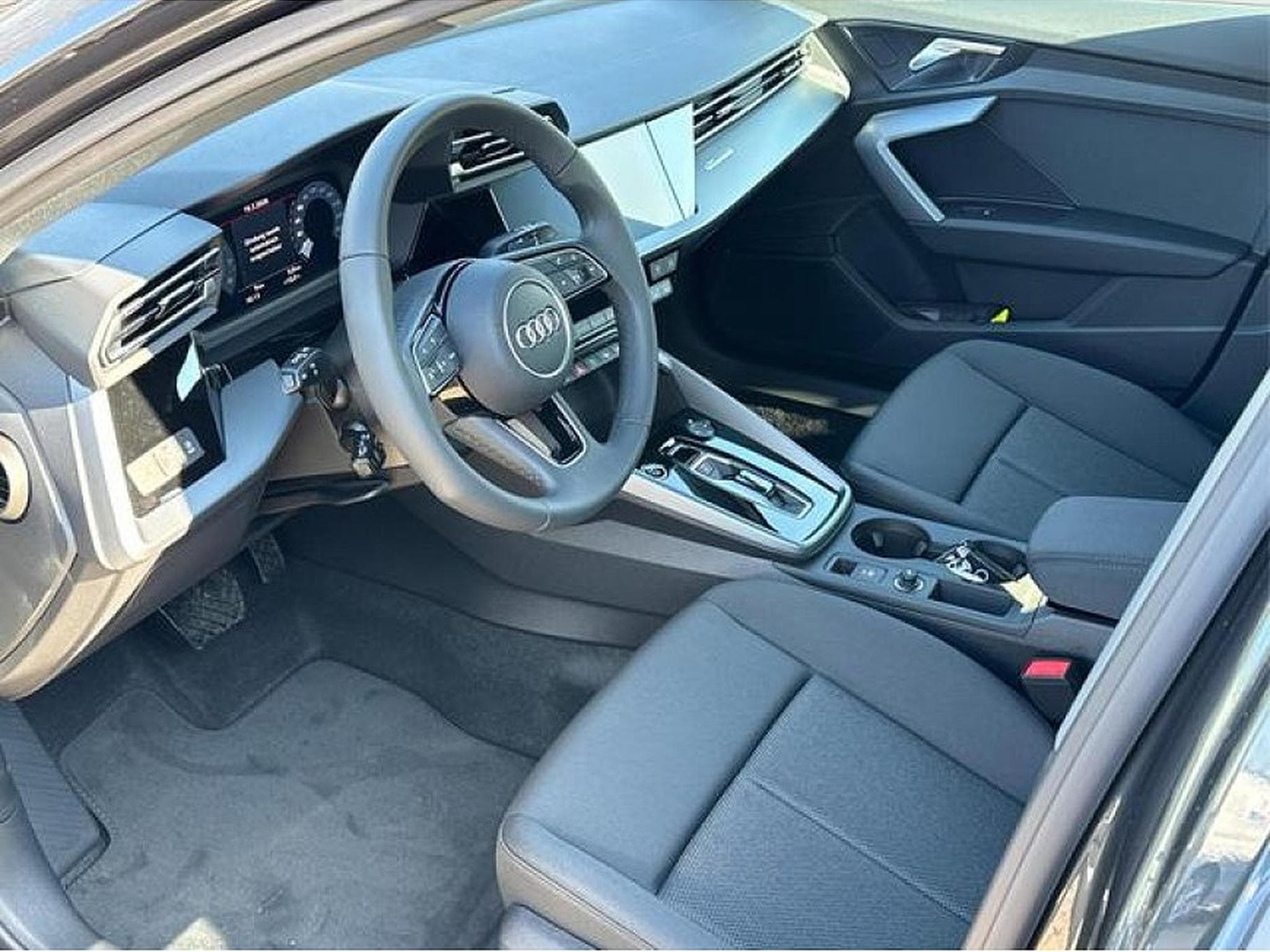 Audi A3 (2025) - Photo 9