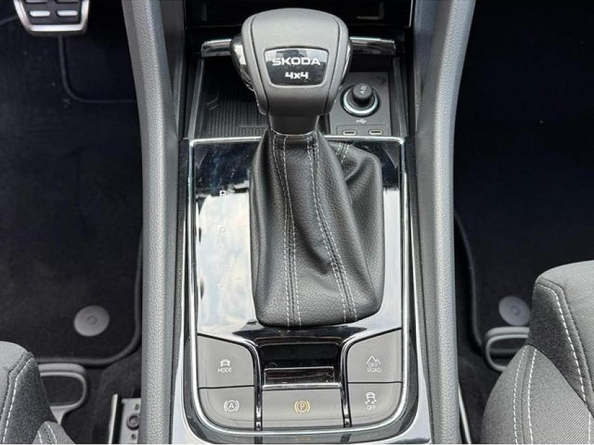 Skoda Karoq (2025) - Photo 14