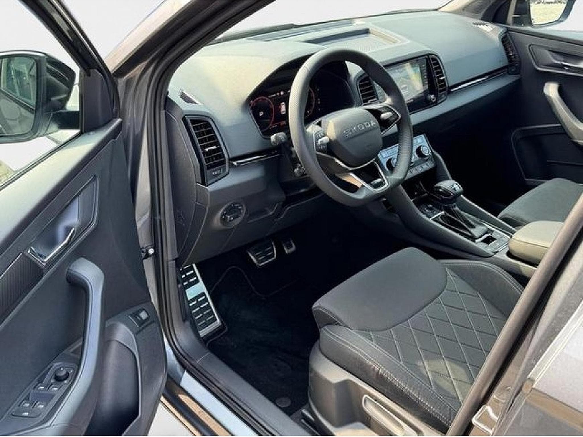 Skoda Karoq (2025) - Photo 9