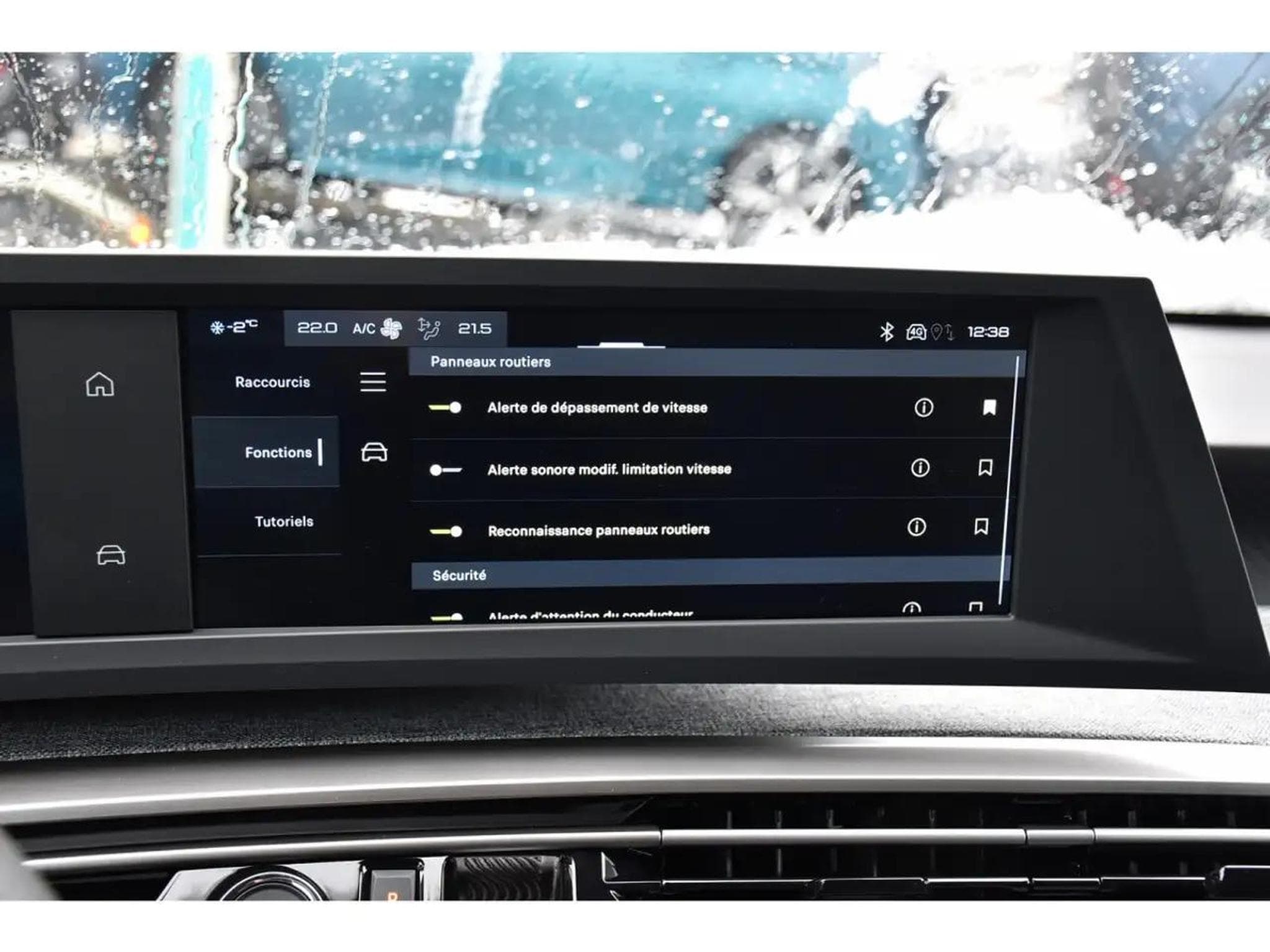 Peugeot 3008 (2025) - Photo 15