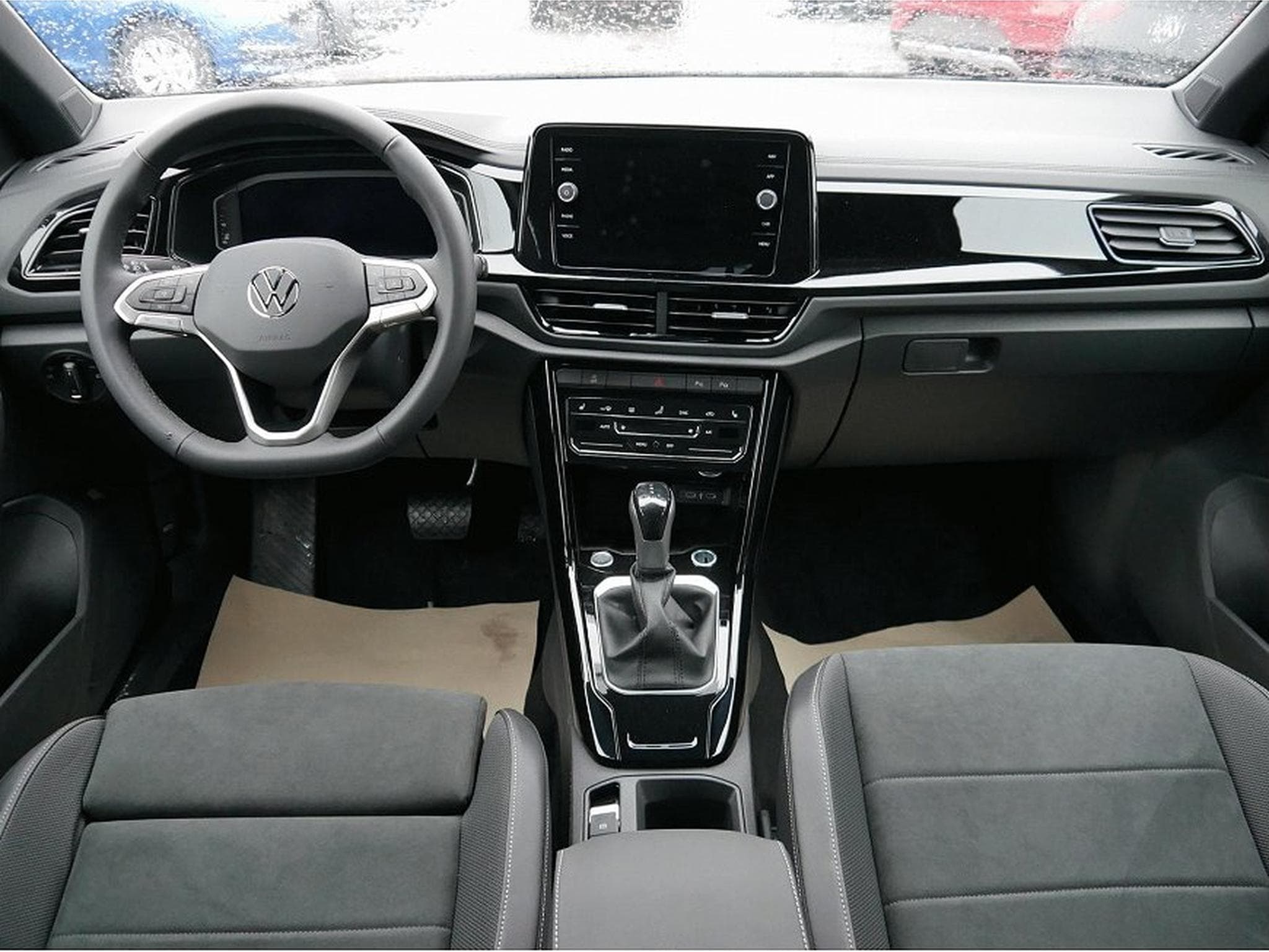 VW T-Roc (2026) - Photo 10