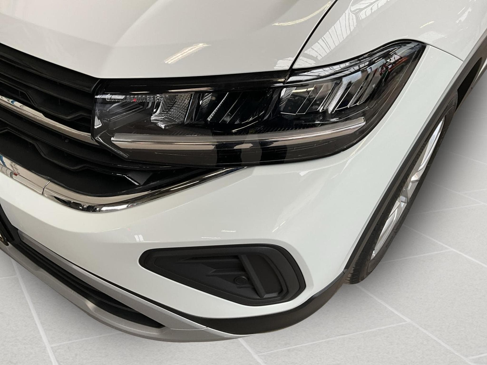 VW T-Cross Life+DSG+LM17+LED+digi+ (2024) - Foto 17