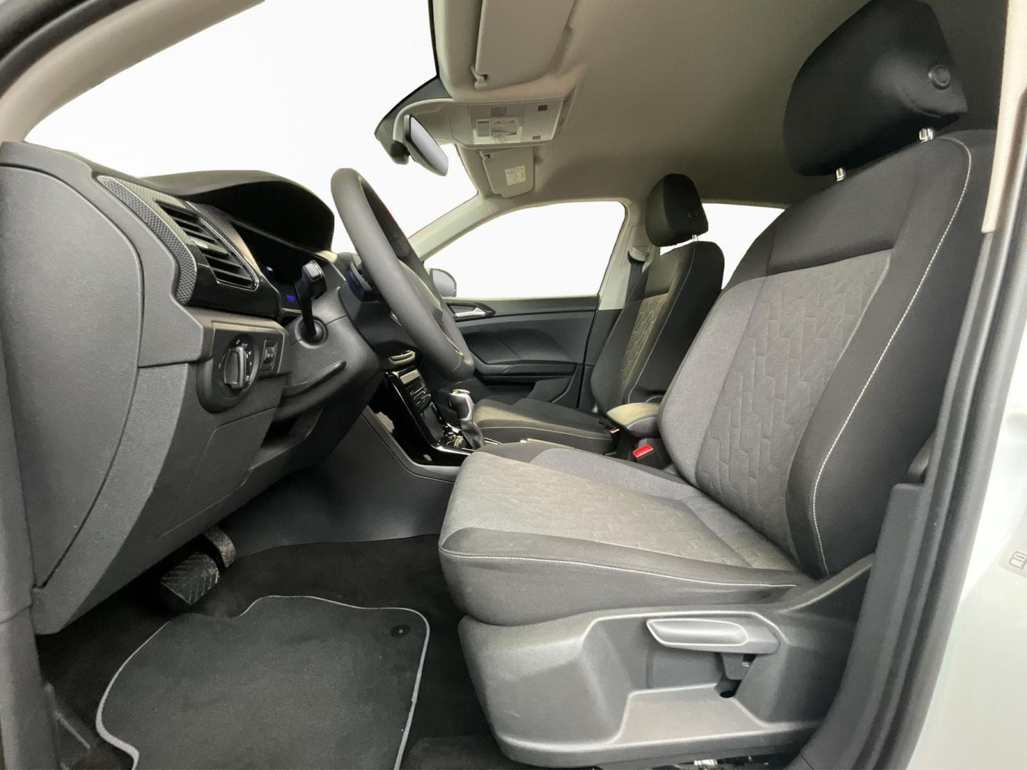 VW T-Cross Life+DSG+LM17+LED+digi+ (2024) - Foto 9