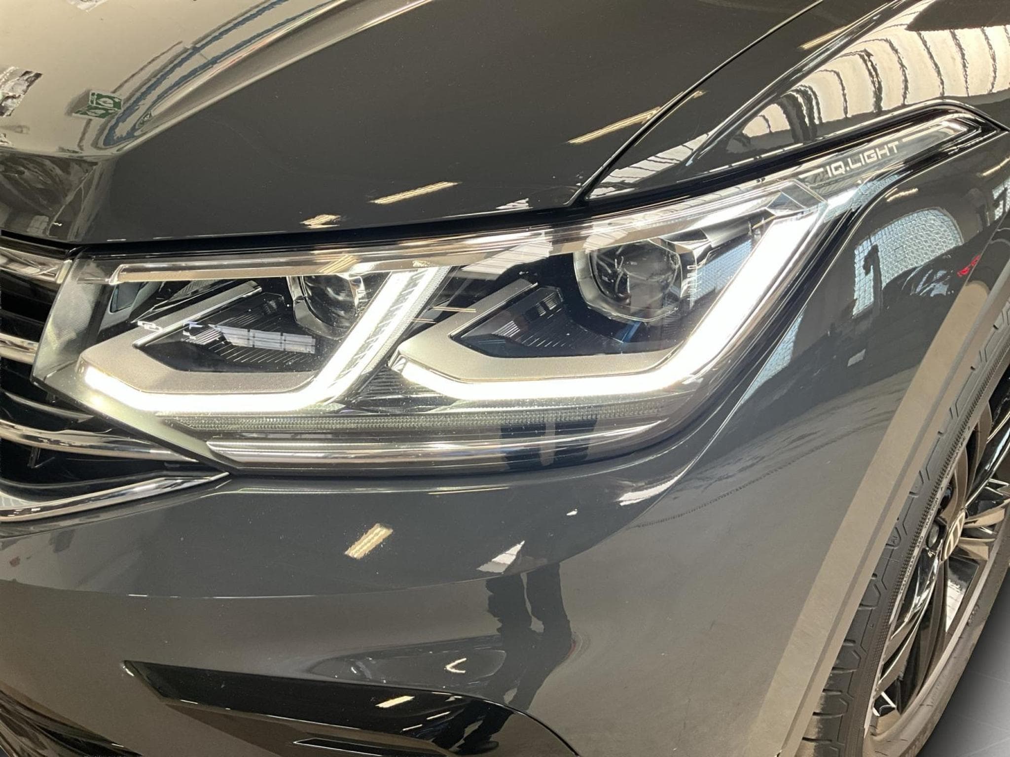 VW Tiguan Urban-Sport+DSG+LED+NAVI (2024) - Foto 16