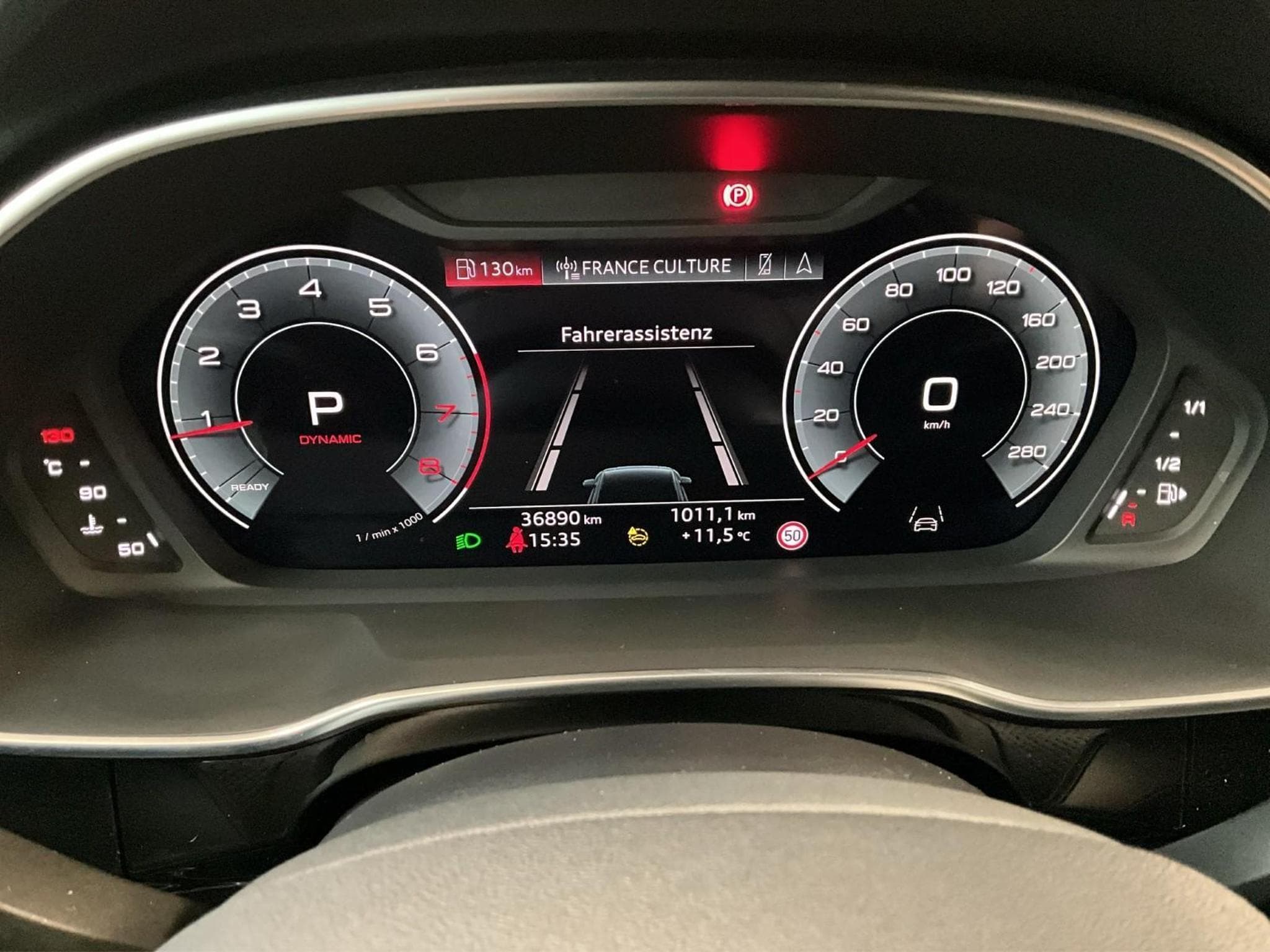 Audi Q3 SB+S-line+S-Tronic+Quattro+40TFSI (2022) - Foto 11