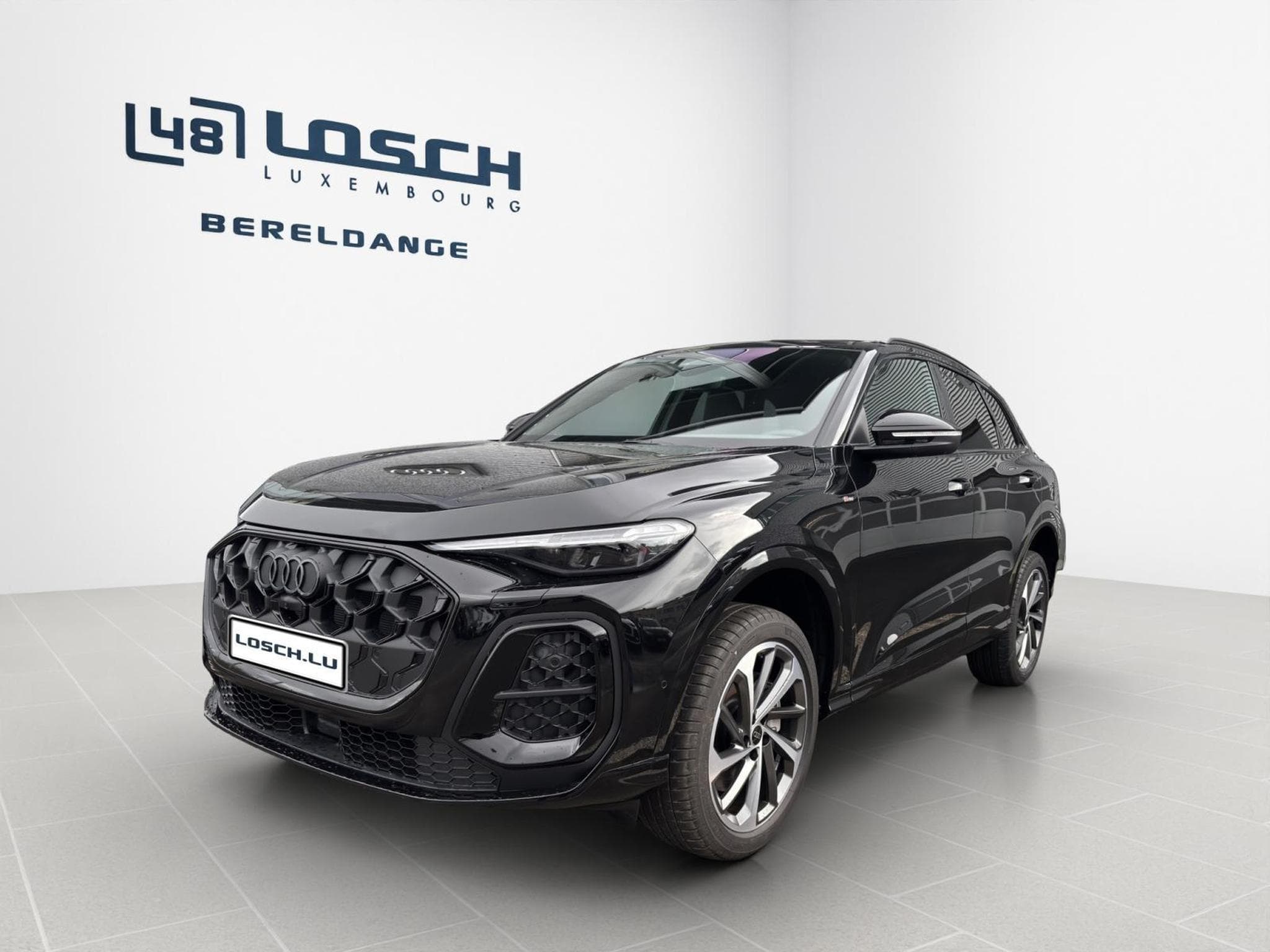 Audi Q5 SUV (2026) - Photo 1