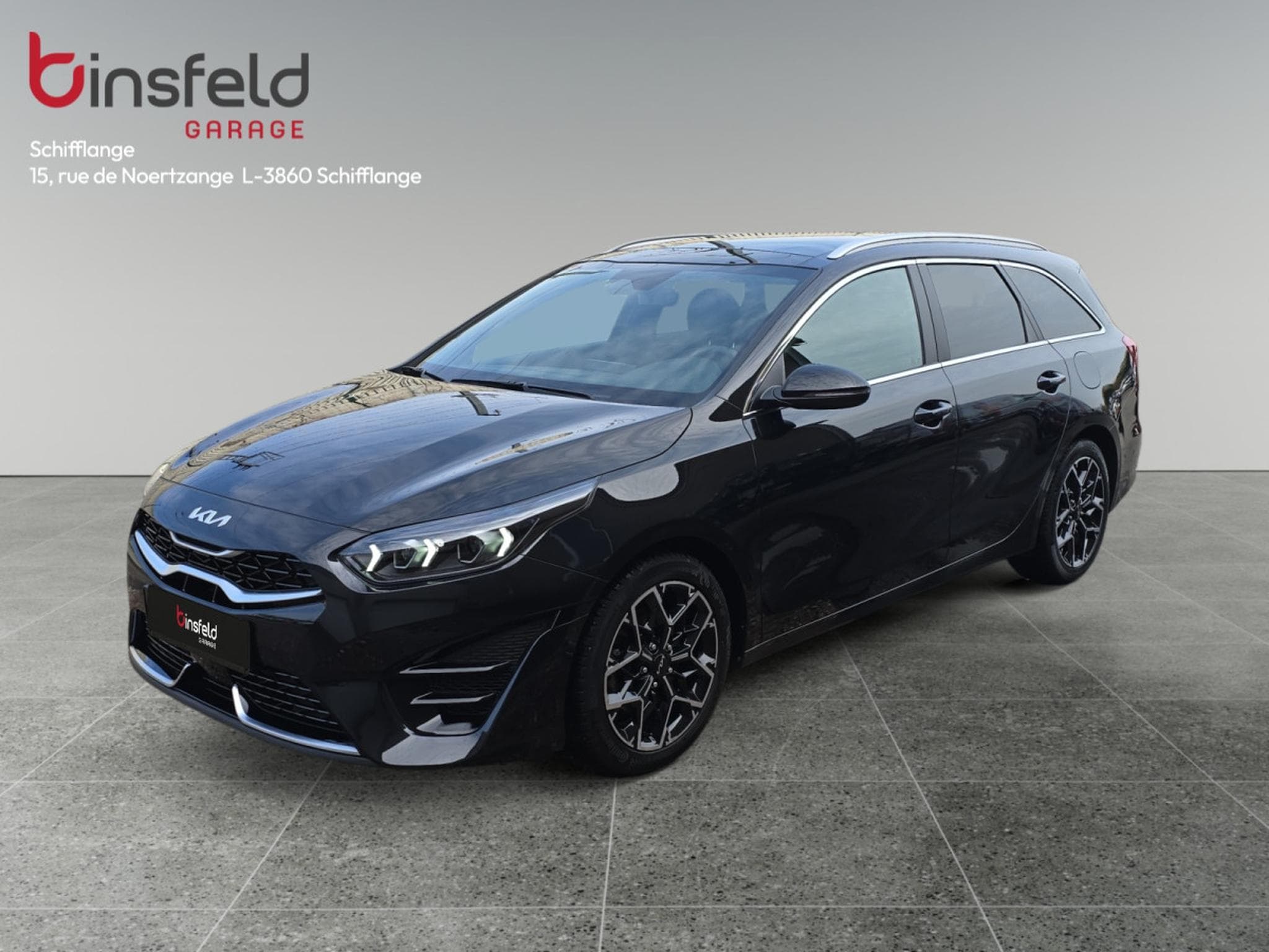 Kia Ceed SW GT Line Plus 1.5 T-GDI 140 DCT7 (2025) - Photo 1
