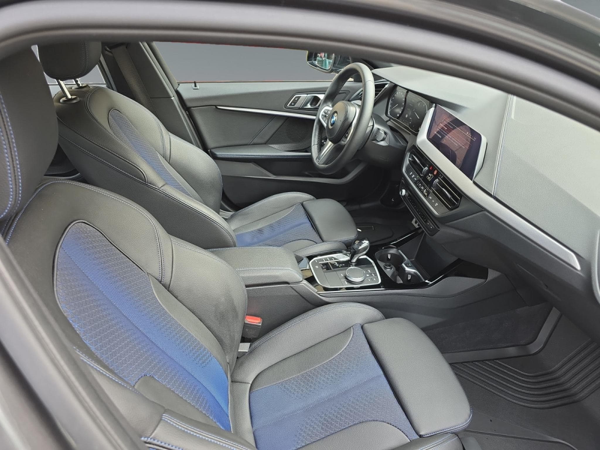 BMW 116 dA AdBlue (EU6AP) (2020) - Photo 16