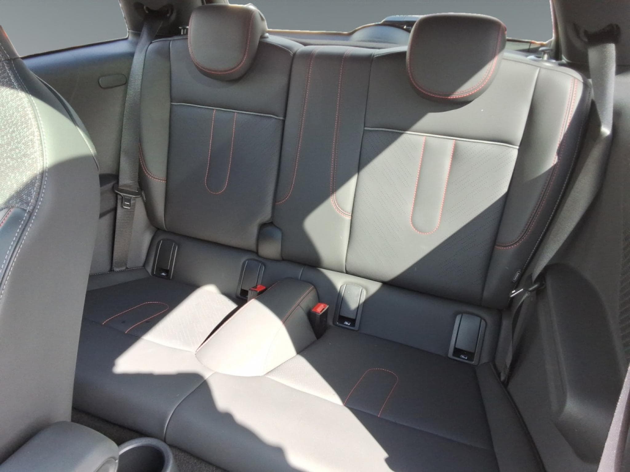 Mini Cooper Mini 1.5A C (2024) - Photo 14