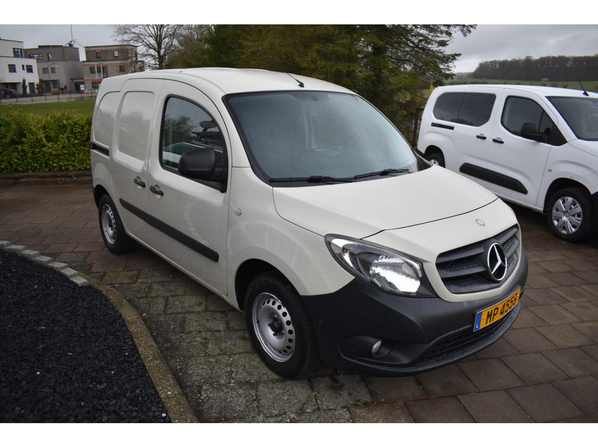 Mercedes Citan 1,5 CDI 90 Airco Etat neuf (2018) - Photo 3