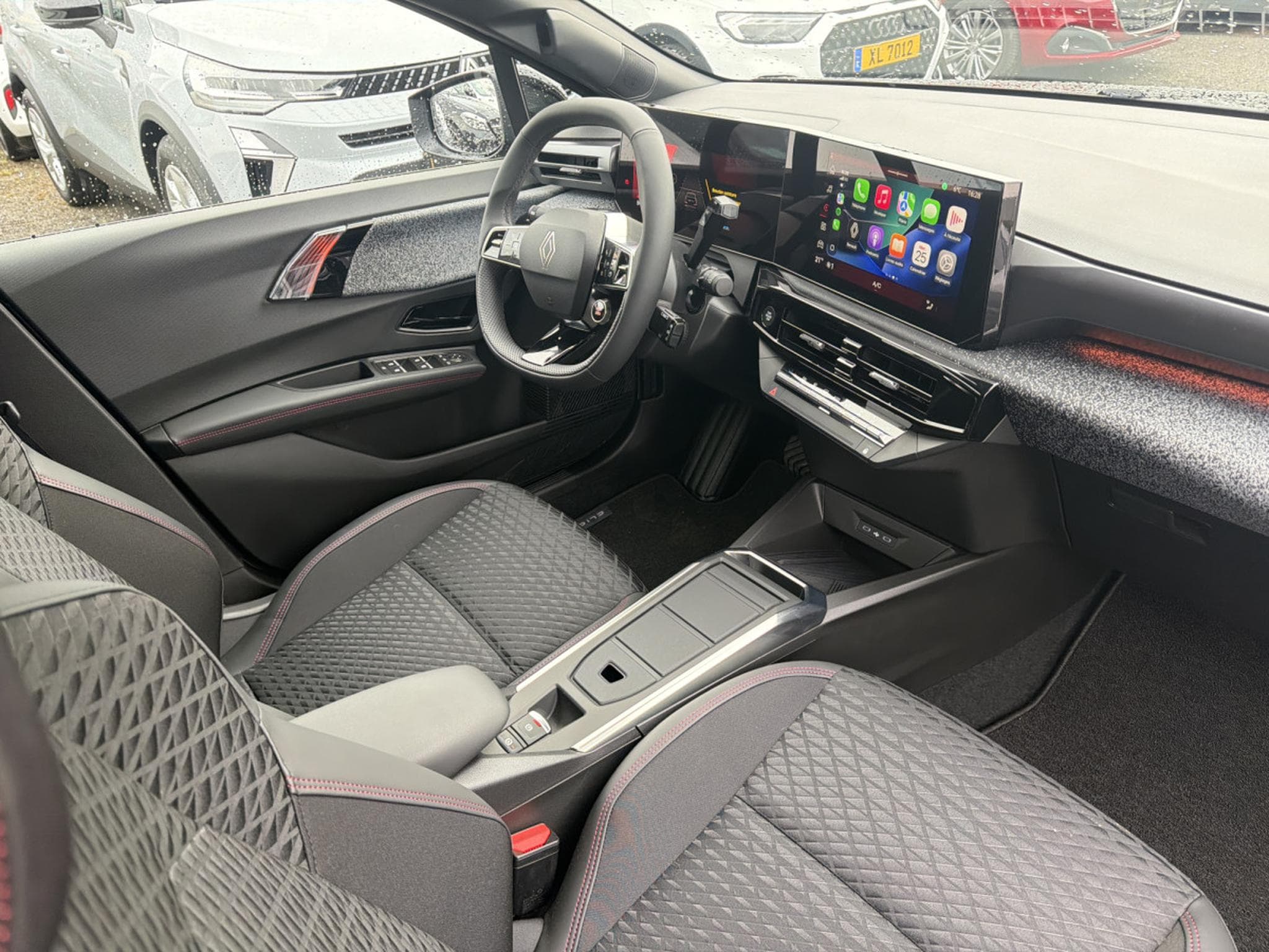 Renault Clio 6 NEW CLIO TECHNO FULL HYBRID E-TECH 160 (2026) - Photo 10