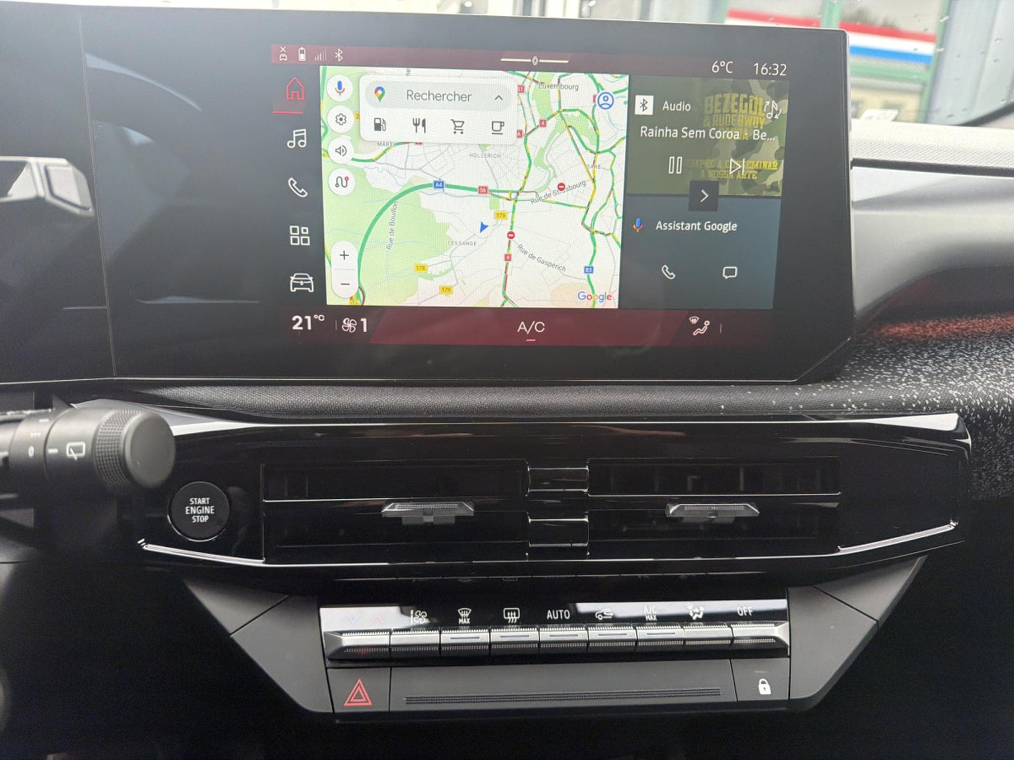 Renault Clio 6 NEW CLIO TECHNO FULL HYBRID E-TECH 160 (2026) - Photo 15