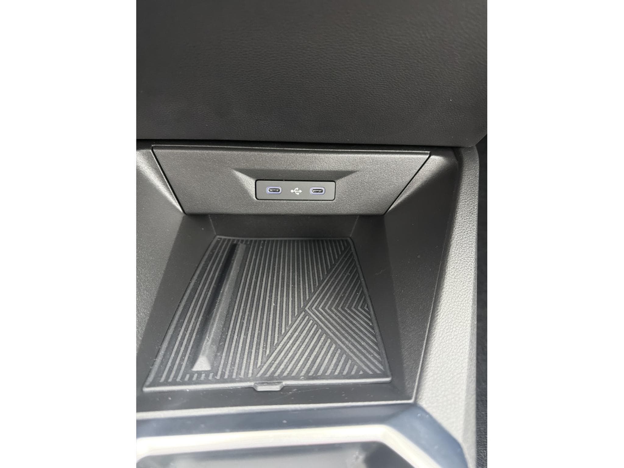 Renault Clio 6 NEW CLIO TECHNO FULL HYBRID E-TECH 160 (2026) - Photo 18