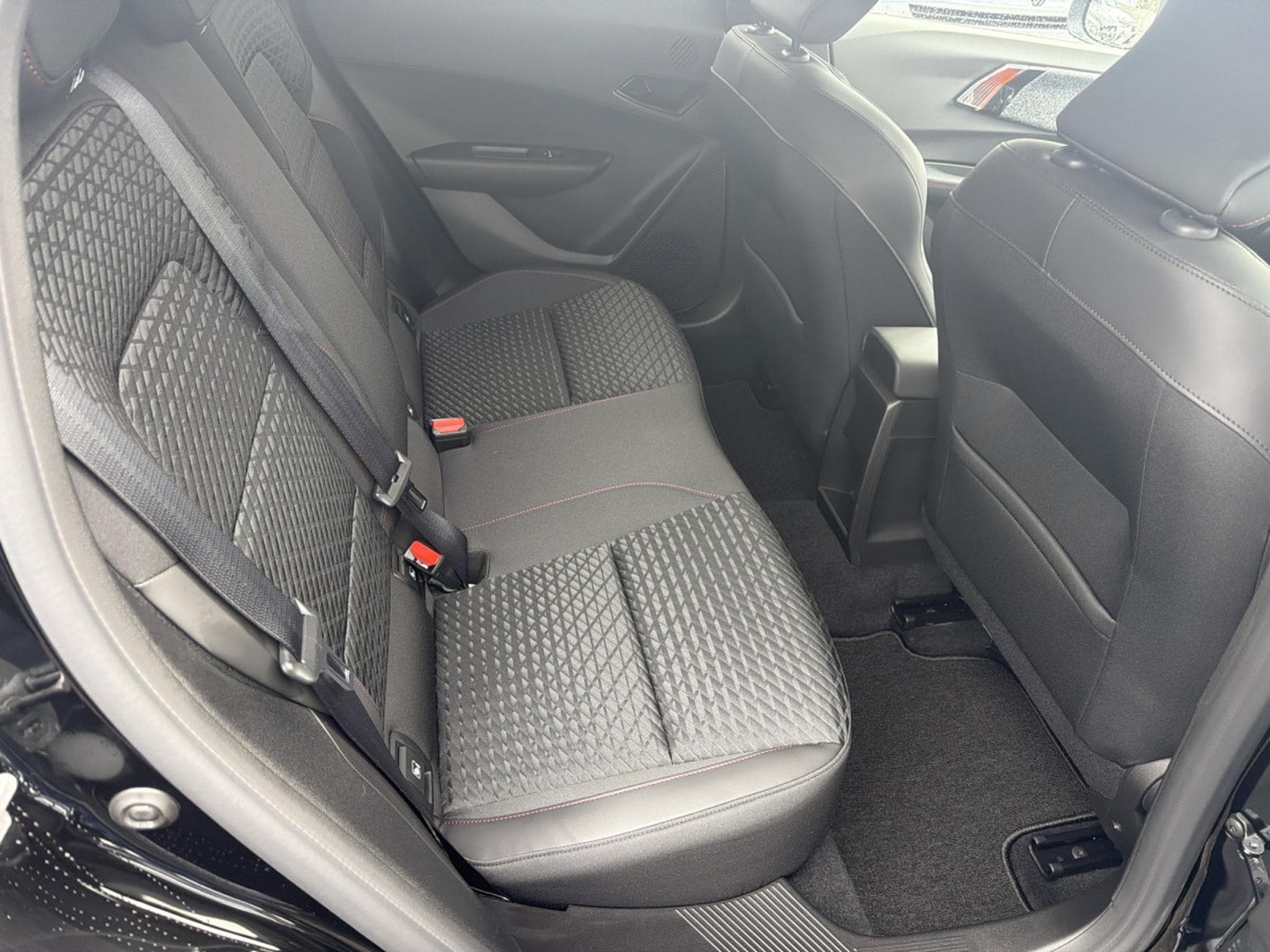 Renault Clio 6 NEW CLIO TECHNO FULL HYBRID E-TECH 160 (2026) - Photo 9