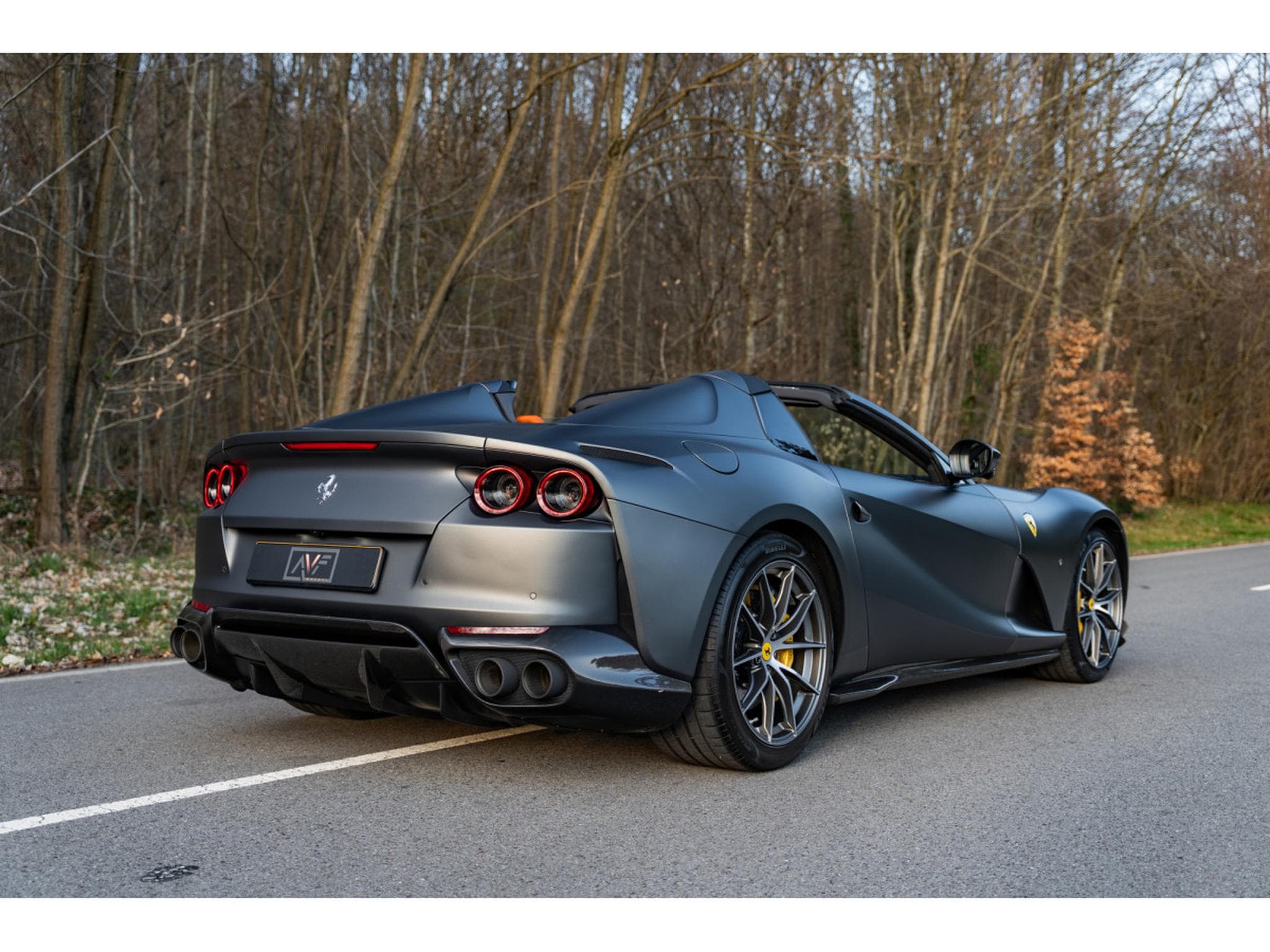 Ferrari 812 GTS FULL CARBON - Passenger DISPLAY (2022) - Photo 5