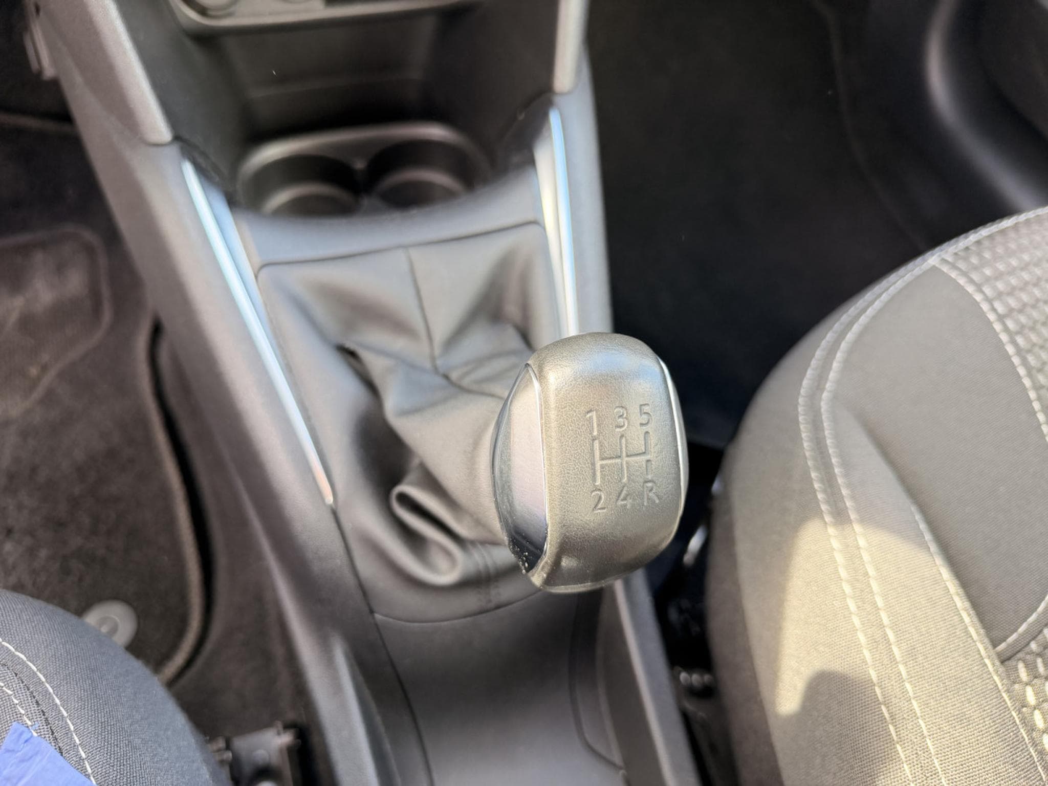 Peugeot 208 1.2 ALLURE 110 S&S (2015) - Photo 19