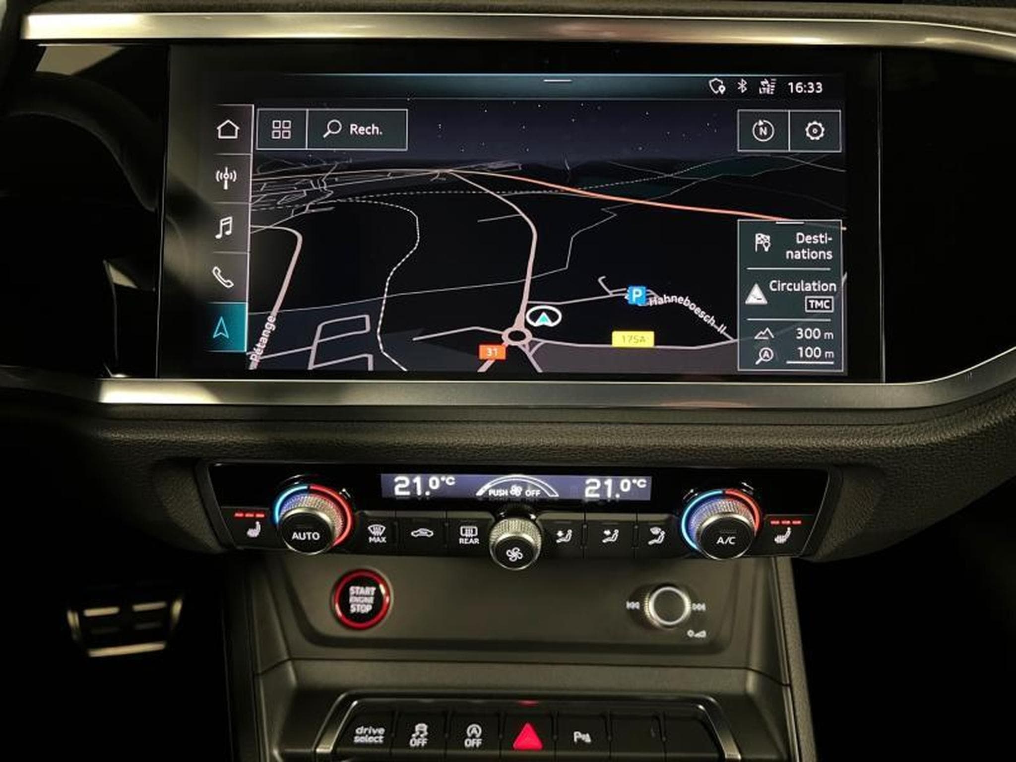 Audi RSQ3 RS (2020) - Photo 10