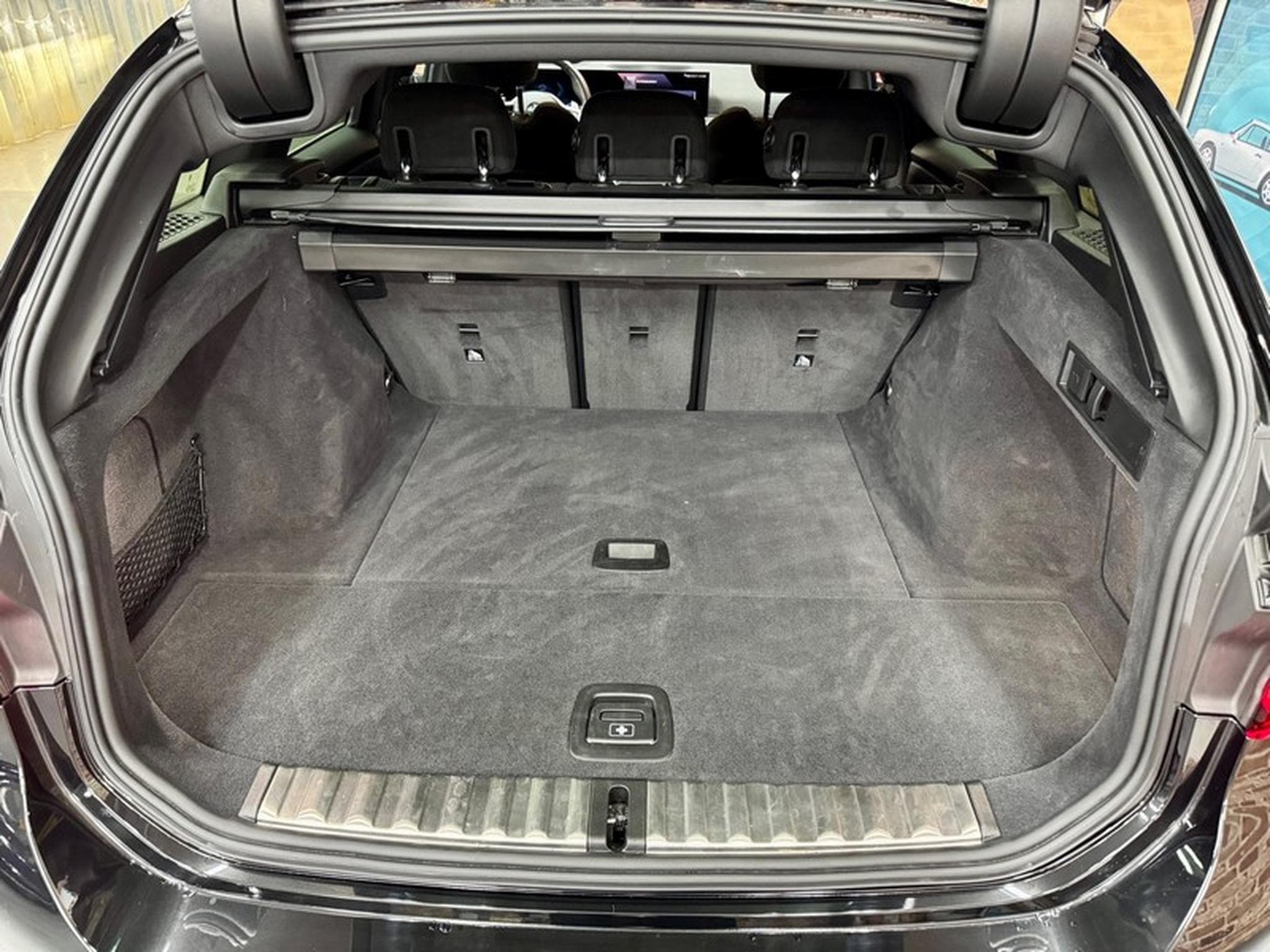 BMW 320 320dA Touring 2.0 190cv Auto xDrive M-SPORT (2025) - Photo 7