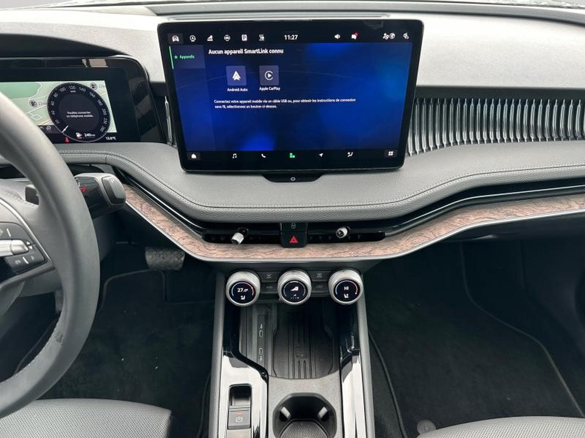 Skoda Superb L&K / DSG  / 360 / Diesel (2024) - Photo 13