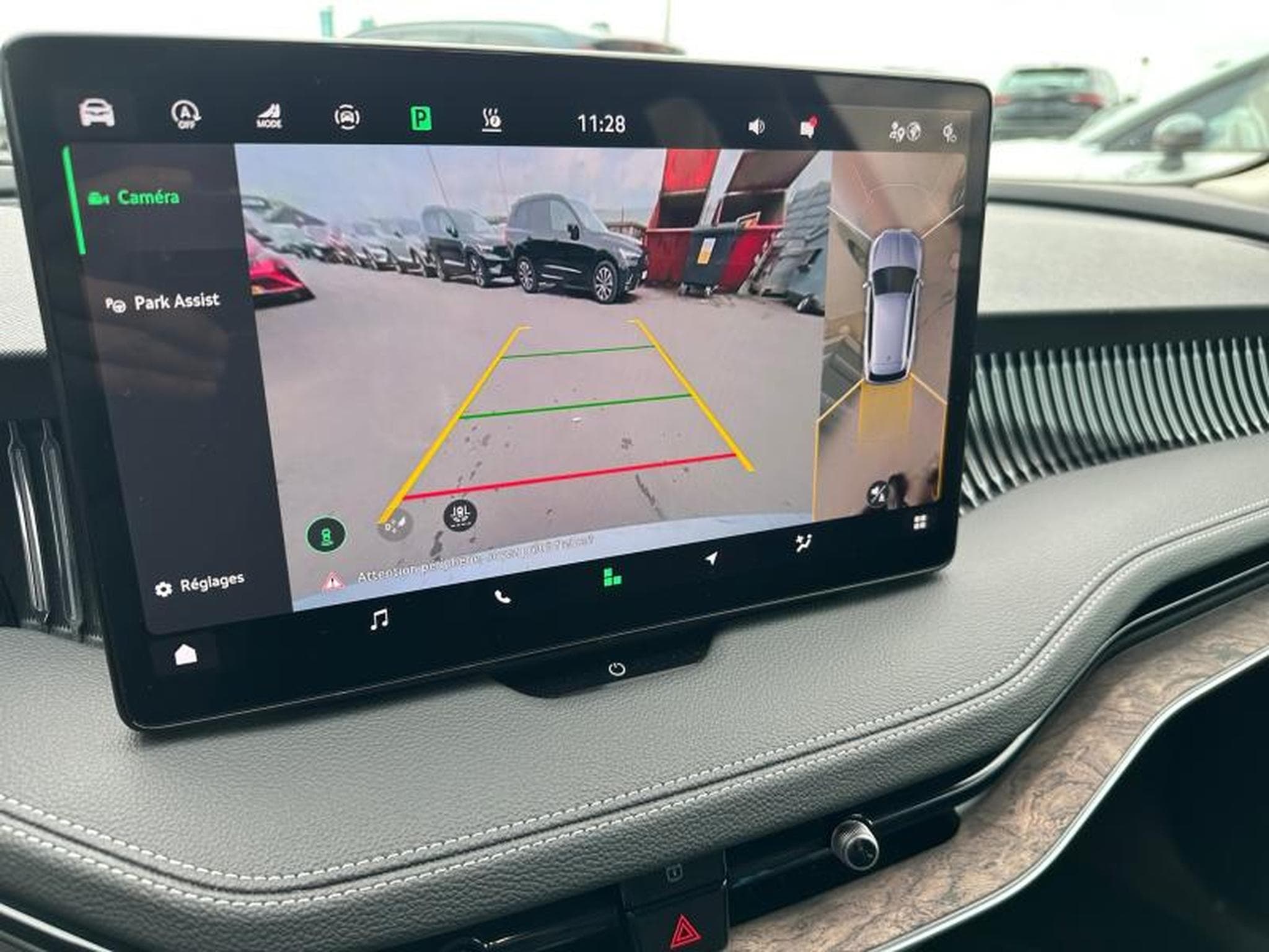 Skoda Superb L&K / DSG  / 360 / Diesel (2024) - Photo 16