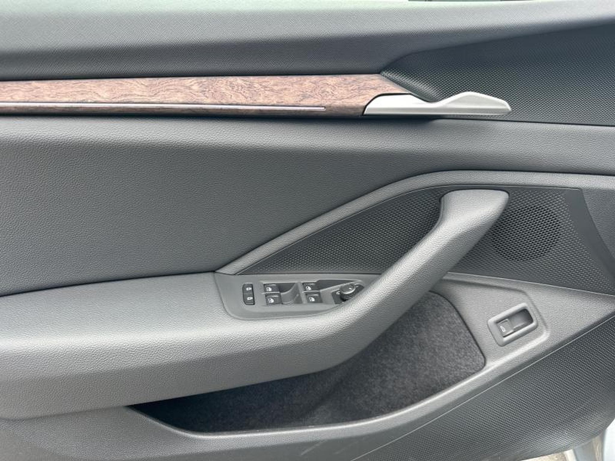 Skoda Superb L&K / DSG  / 360 / Diesel (2024) - Photo 19