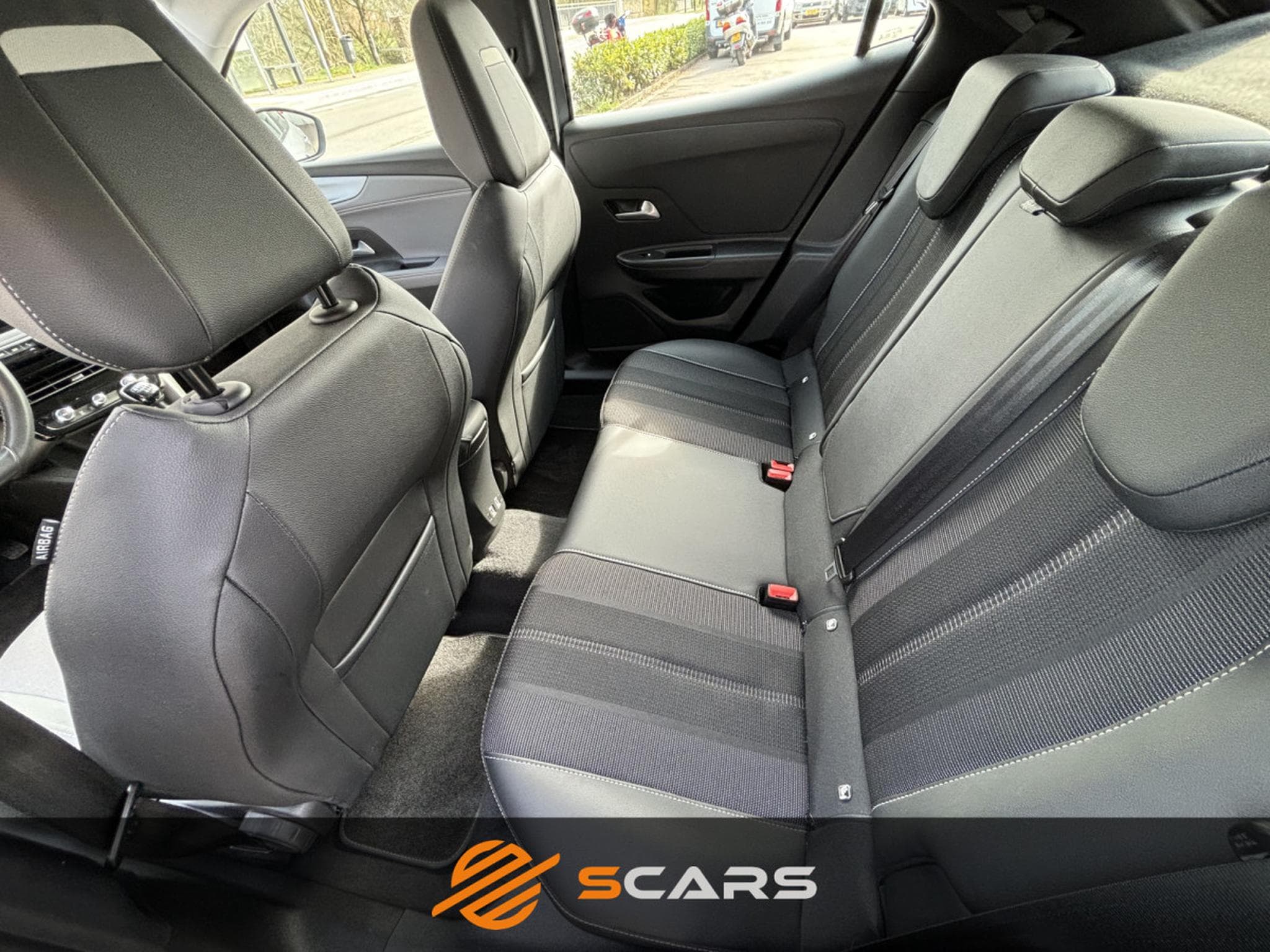 Opel Mokka 1.5 Elegance 110cv (2022) - Photo 10