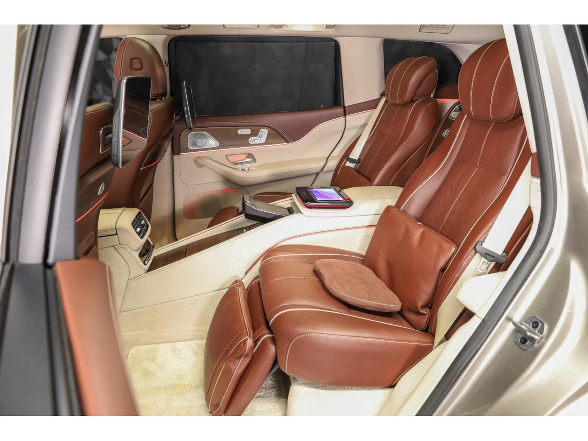 Mercedes GLS 600 MAYBACH 4 MATIC (2022) - Foto 11