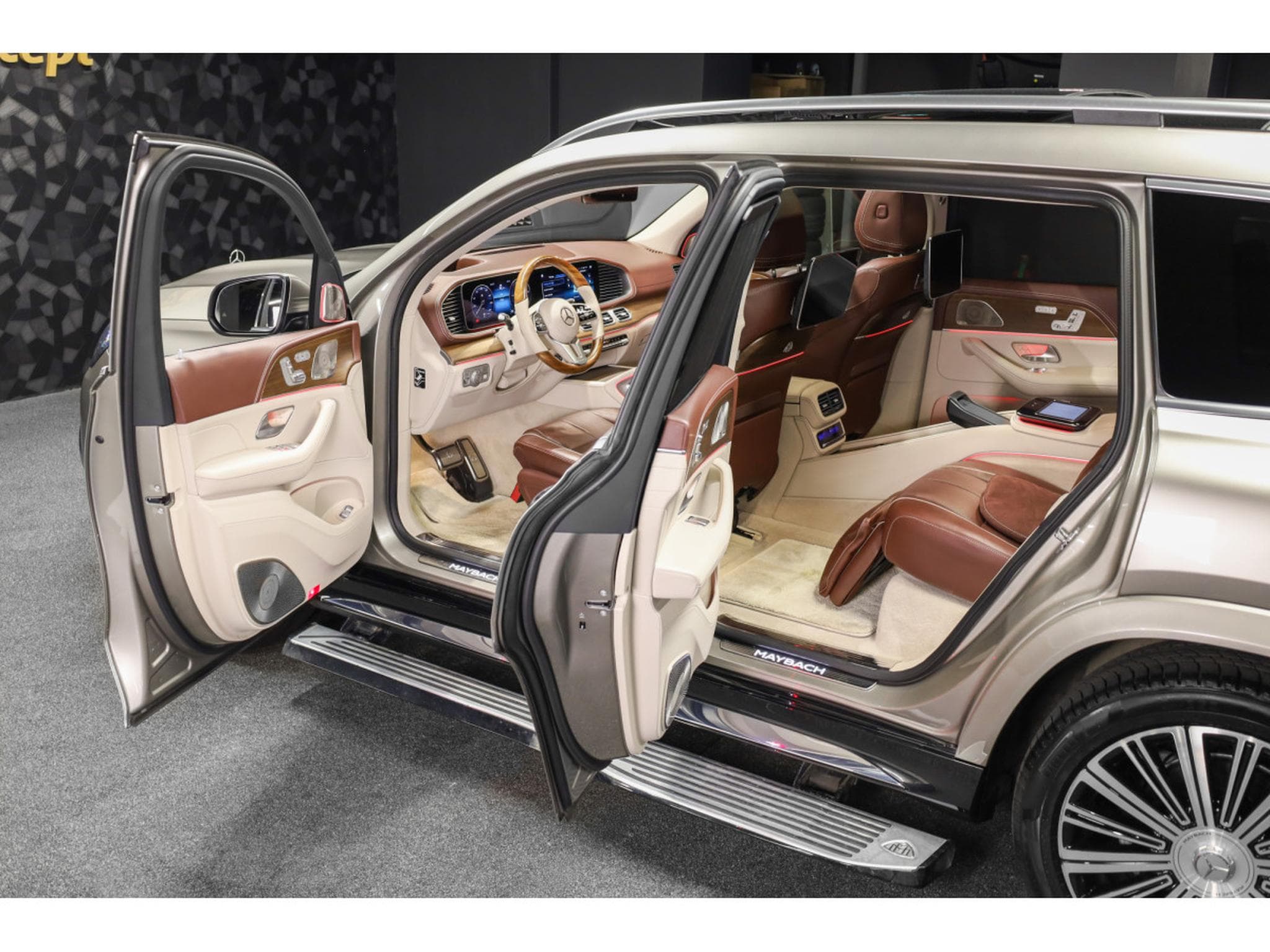 Mercedes GLS 600 MAYBACH 4 MATIC (2022) - Foto 13