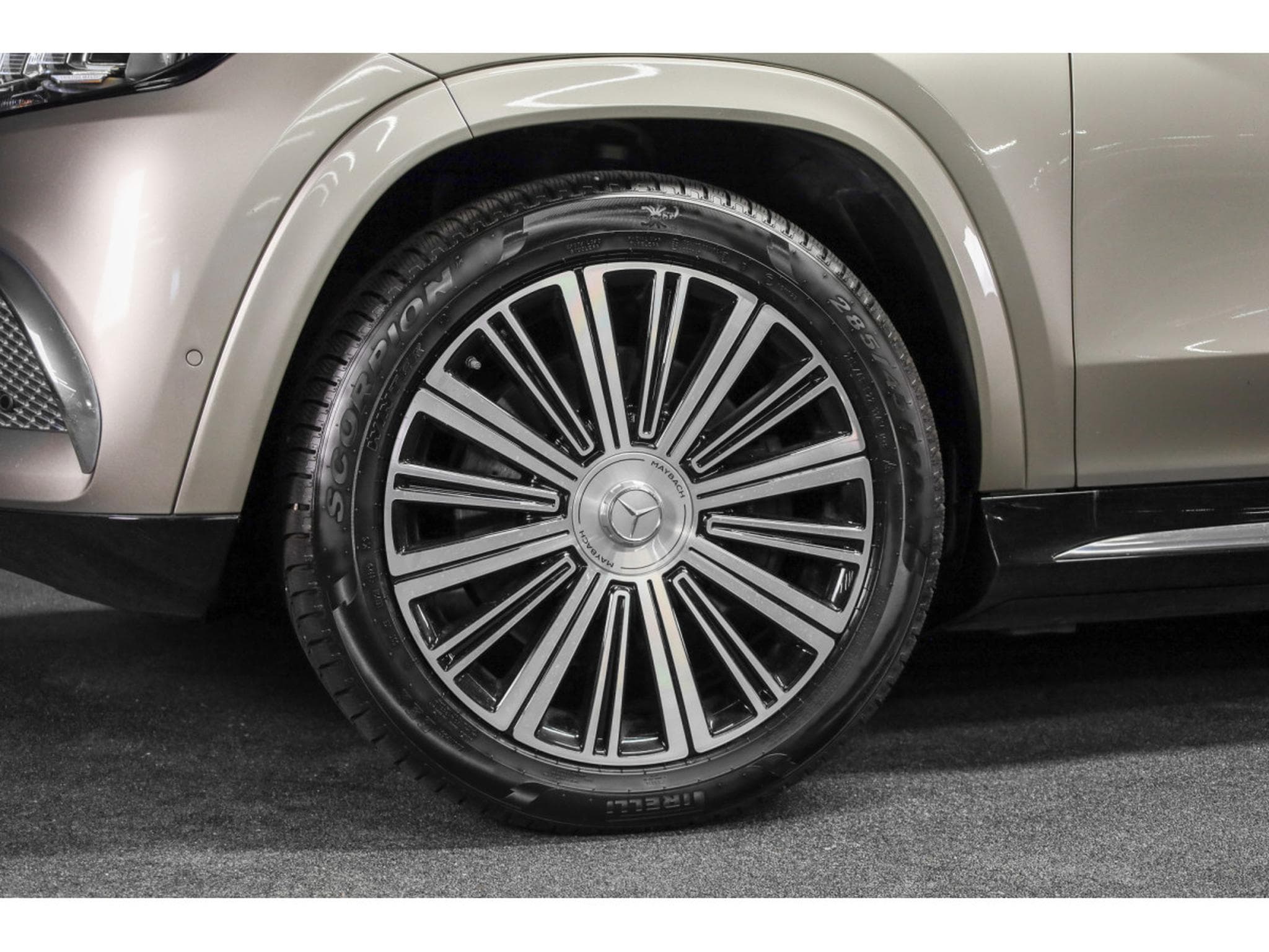 Mercedes GLS 600 MAYBACH 4 MATIC (2022) - Foto 17