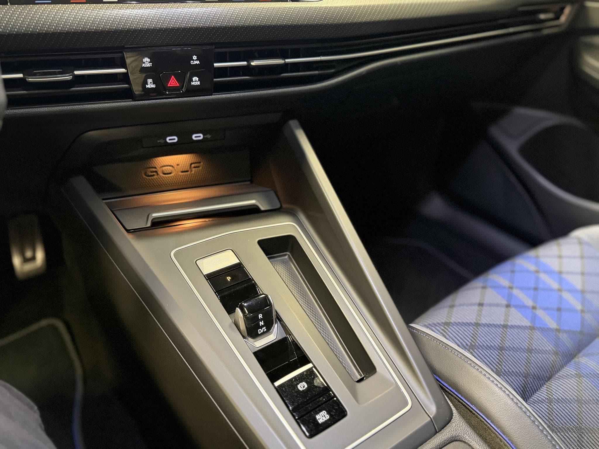 VW Golf VIII R AKRAPOVIC *HK (2021) - Foto 14