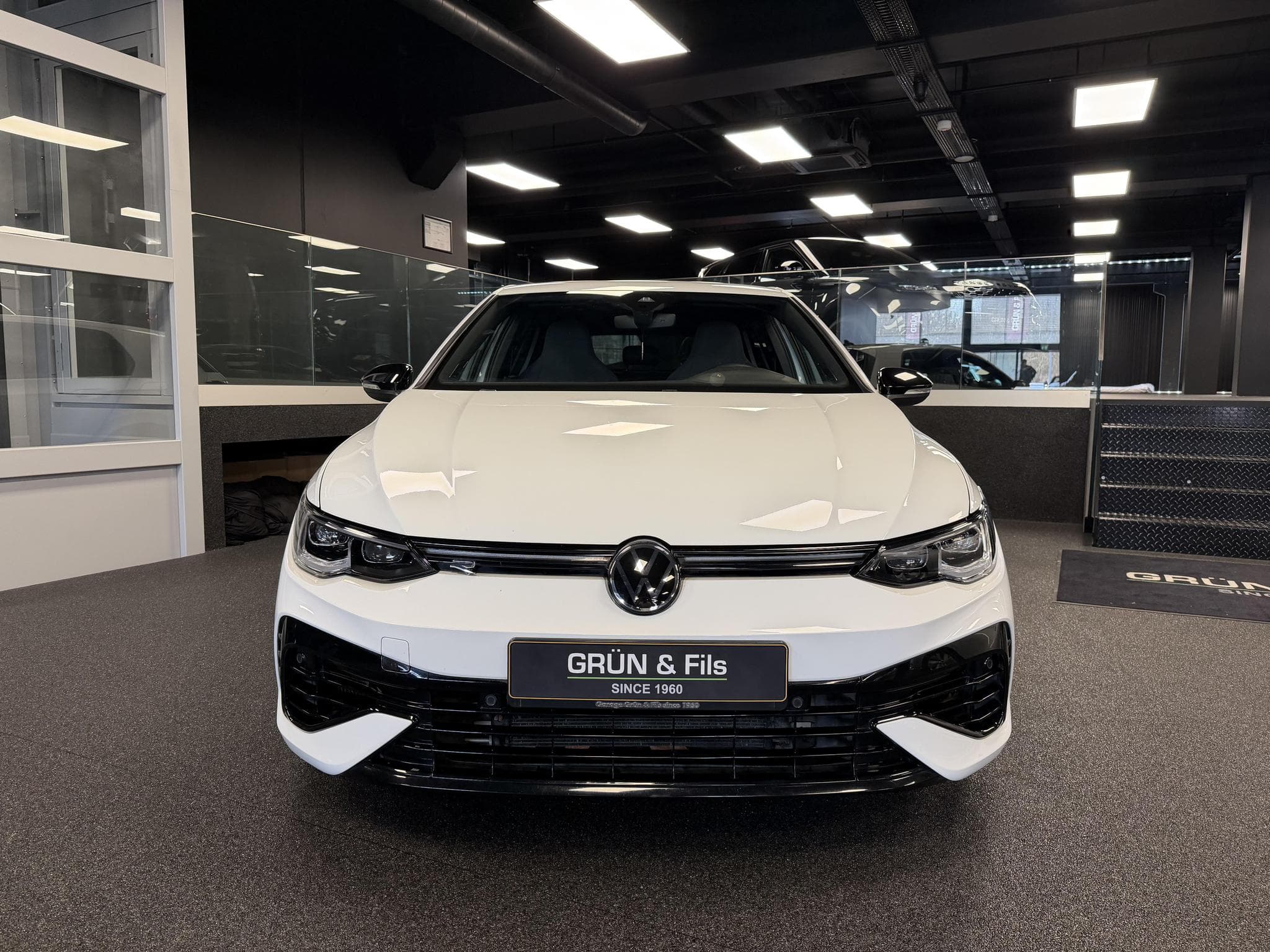 VW Golf VIII R AKRAPOVIC *HK (2021) - Foto 2