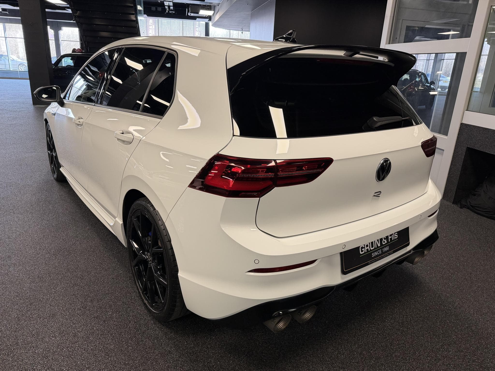 VW Golf VIII R AKRAPOVIC *HK (2021) - Foto 5