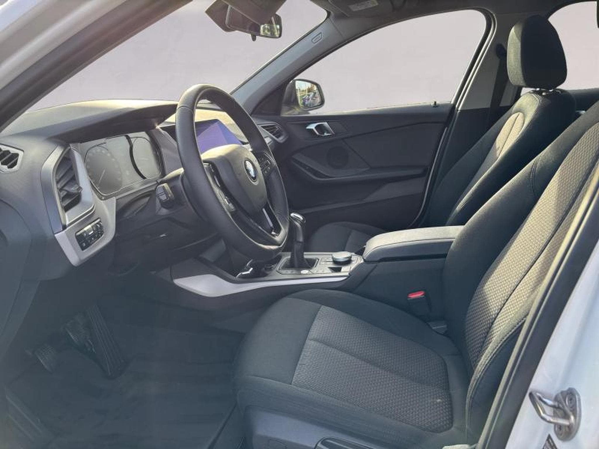 BMW 116 116i Hatch (2021) - Foto 5